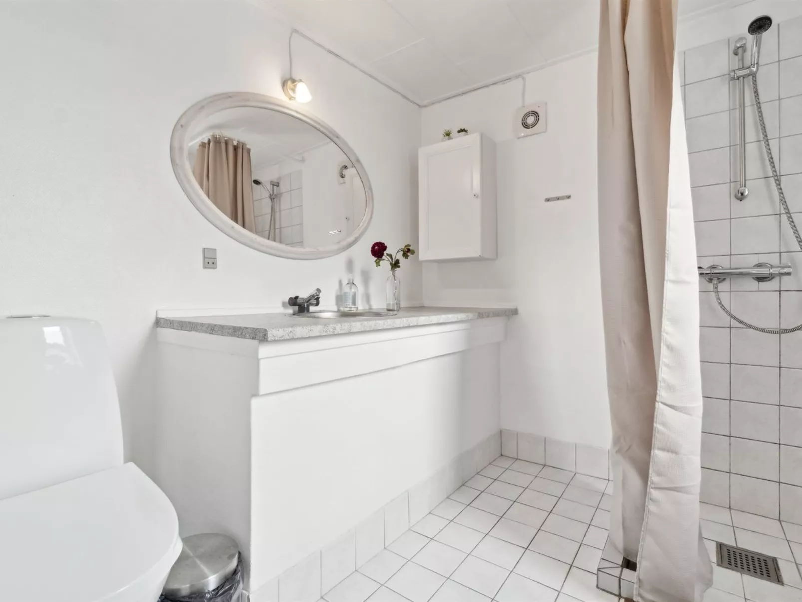 "Elsabeth" - 50m from the sea-Drinnen