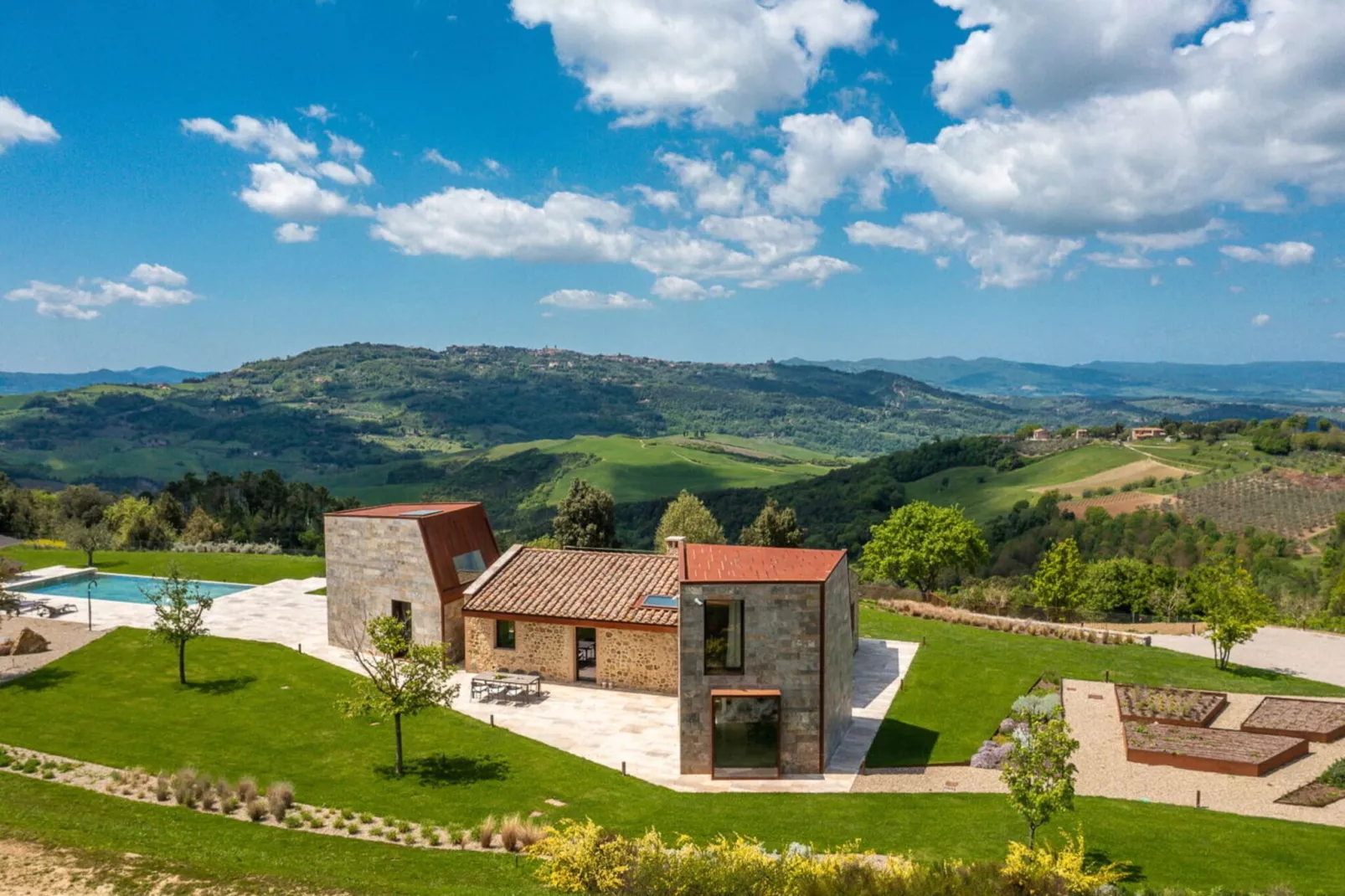 Villa Fibbiano-View summer