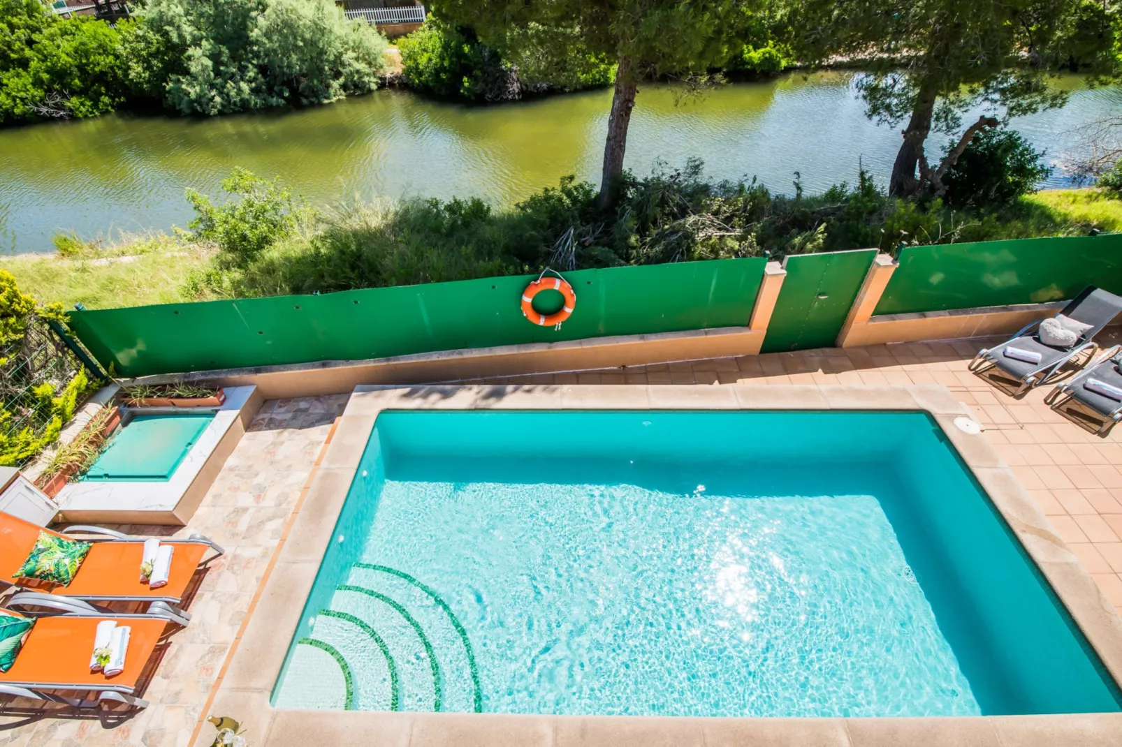 Delicias-Outdoor