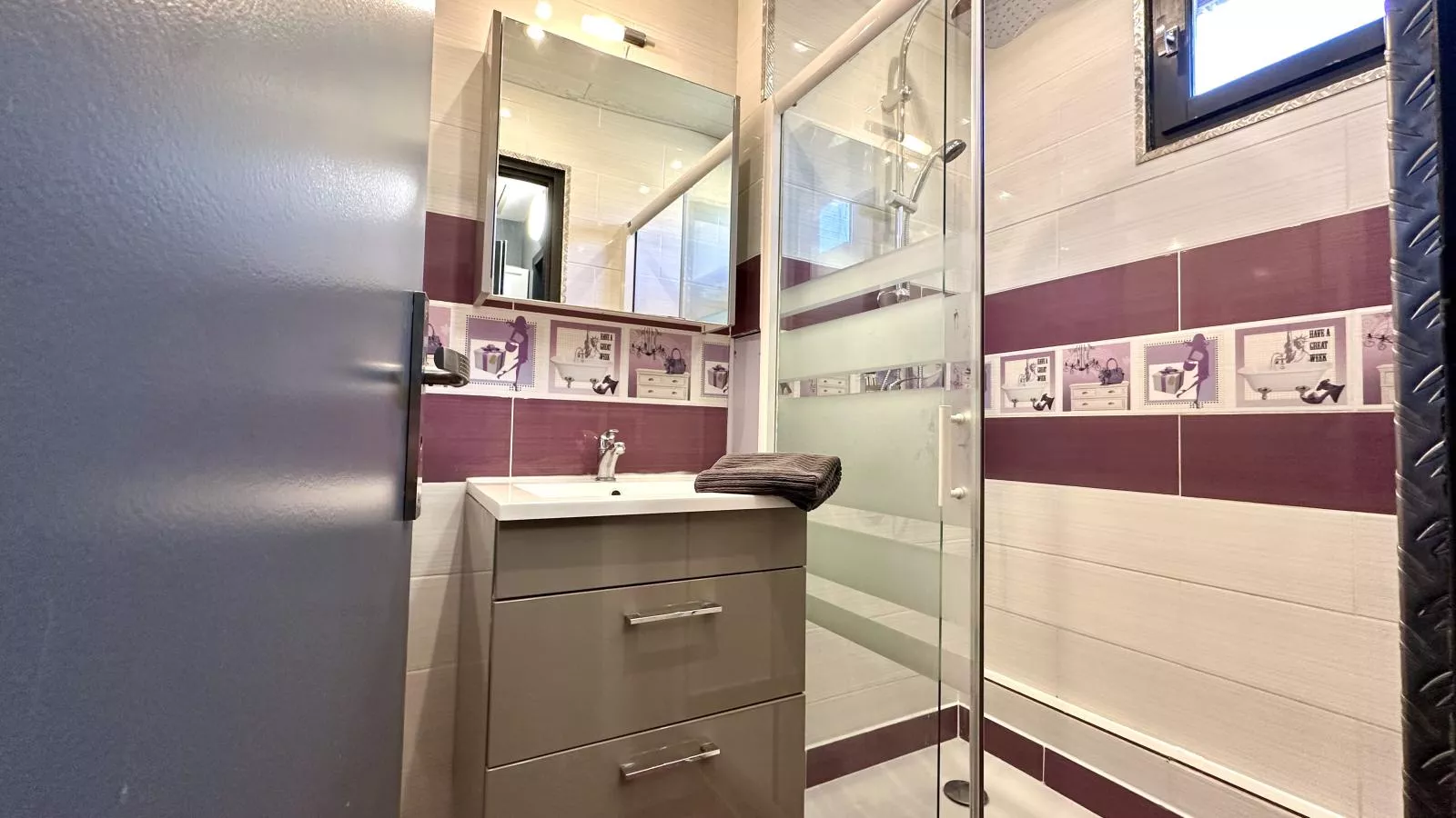 Pré Hugon 11-Badezimmer
