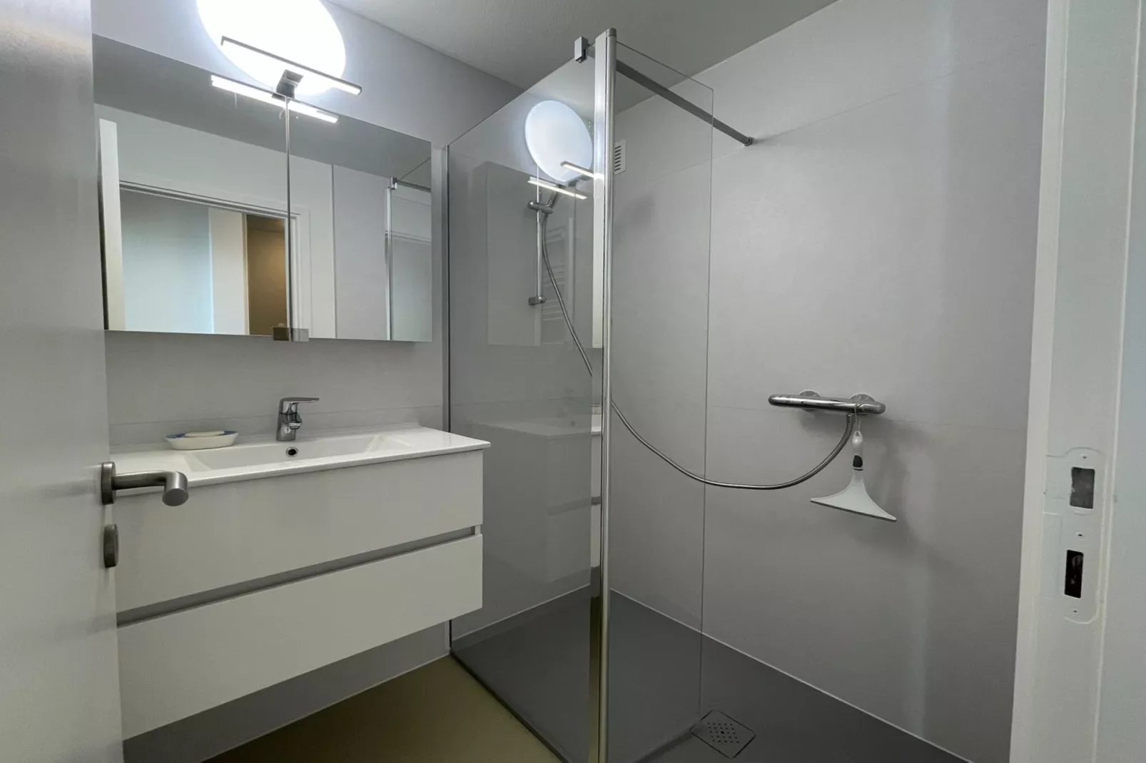 MELANIE 0801/ 8B-Badezimmer