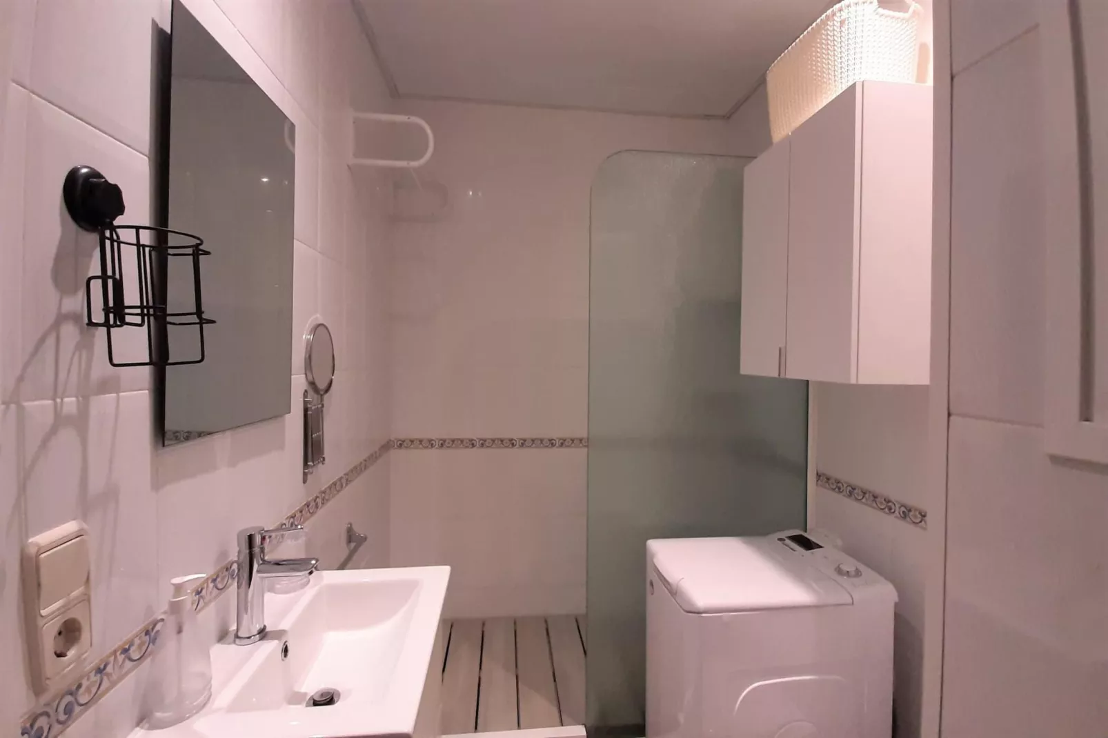 Costa Brava E-3-Badezimmer