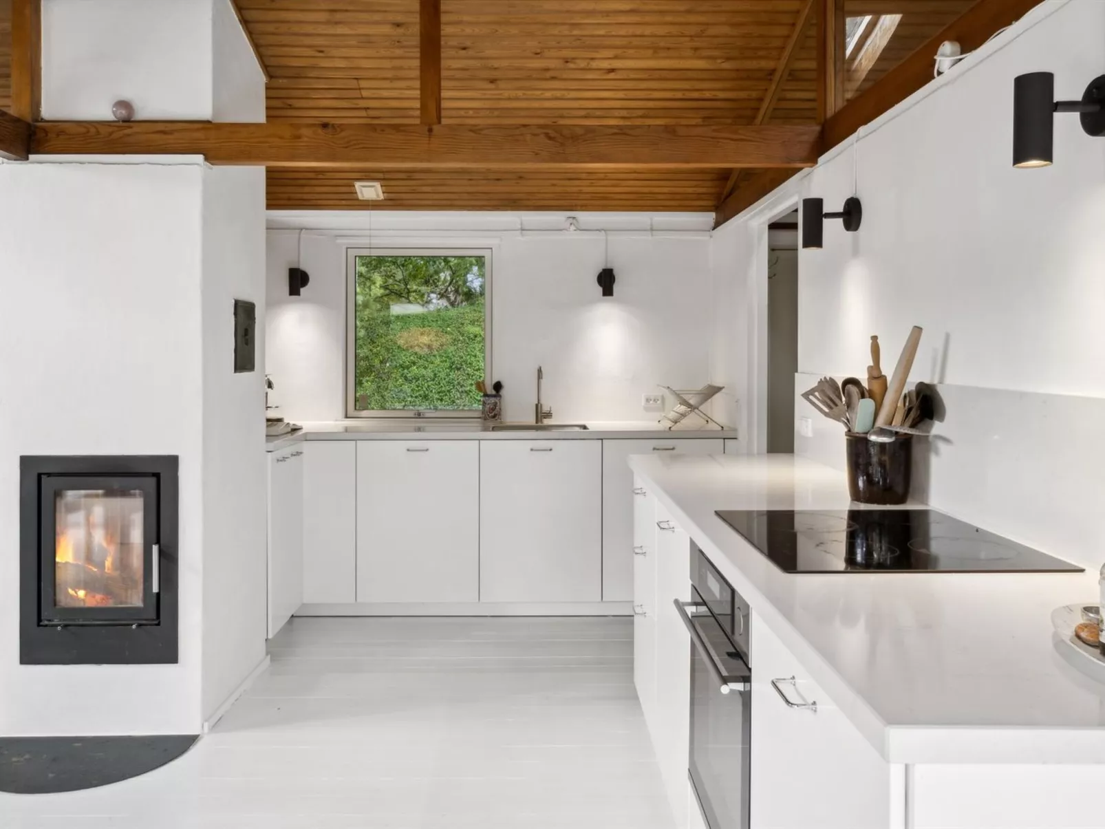 "Lauri" - 2.3km from the sea-Drinnen