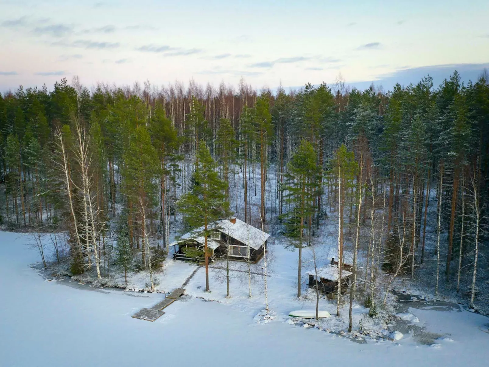 Tatunmökki-Outside