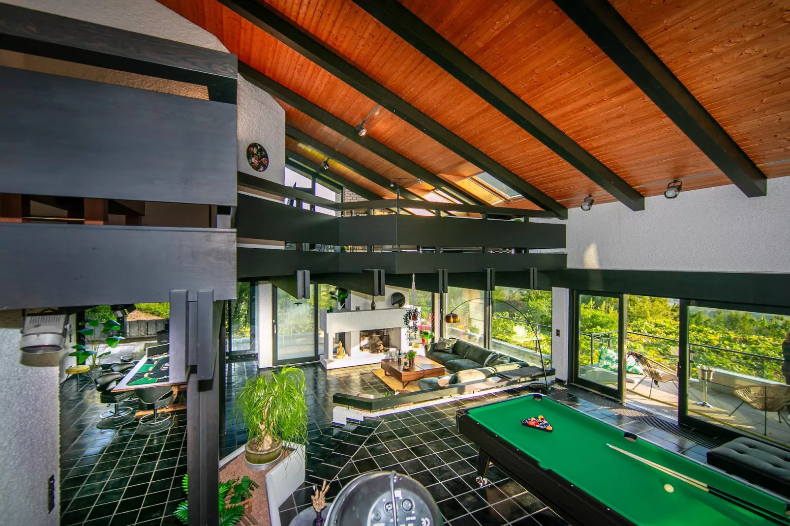 Villa Weitersburg mit indoor Pool-Recreation room