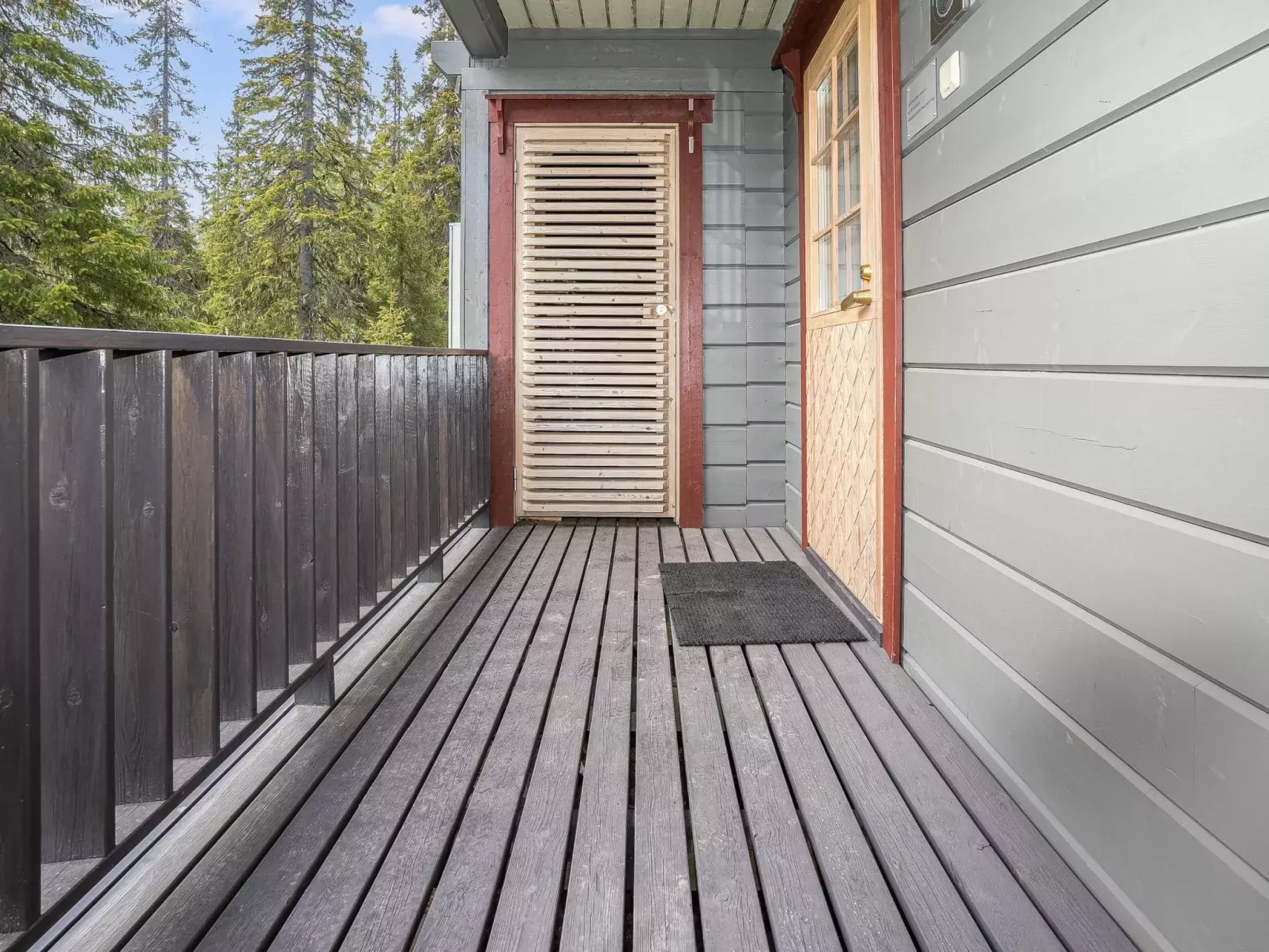 Kinostupa 2a (18)-Dedans