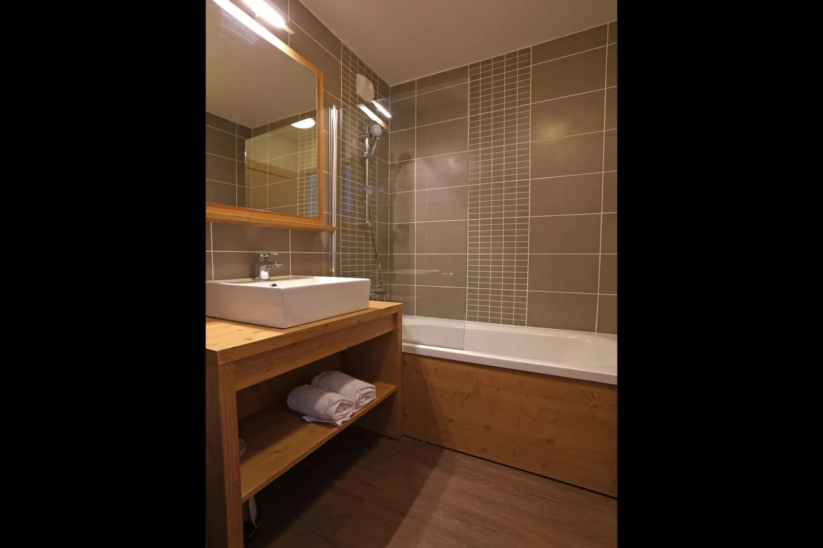 LES MENUIRES_S12V-Bathroom