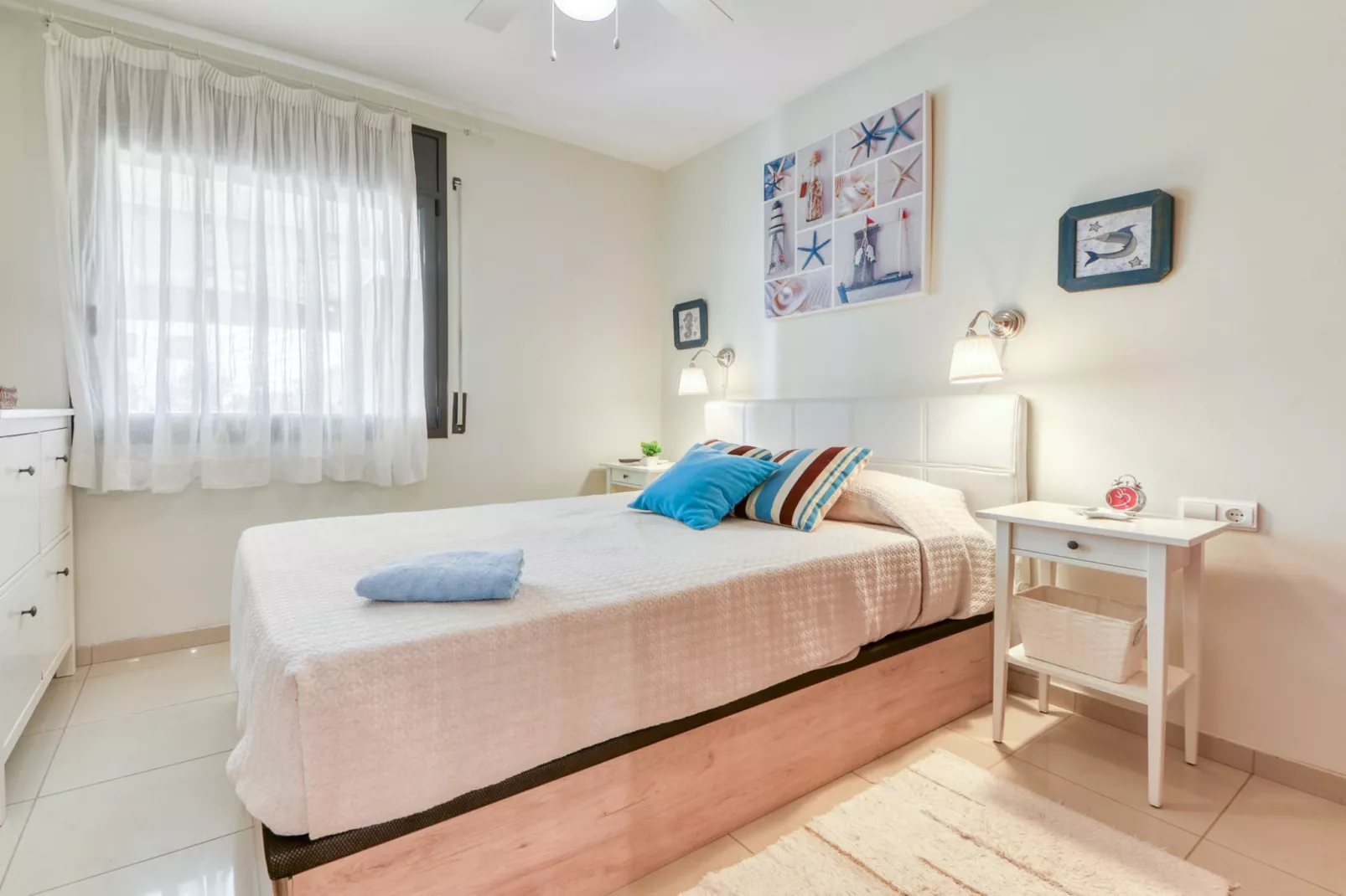 MILENI 2 4 Bjs 2 Roses-Schlafzimmer