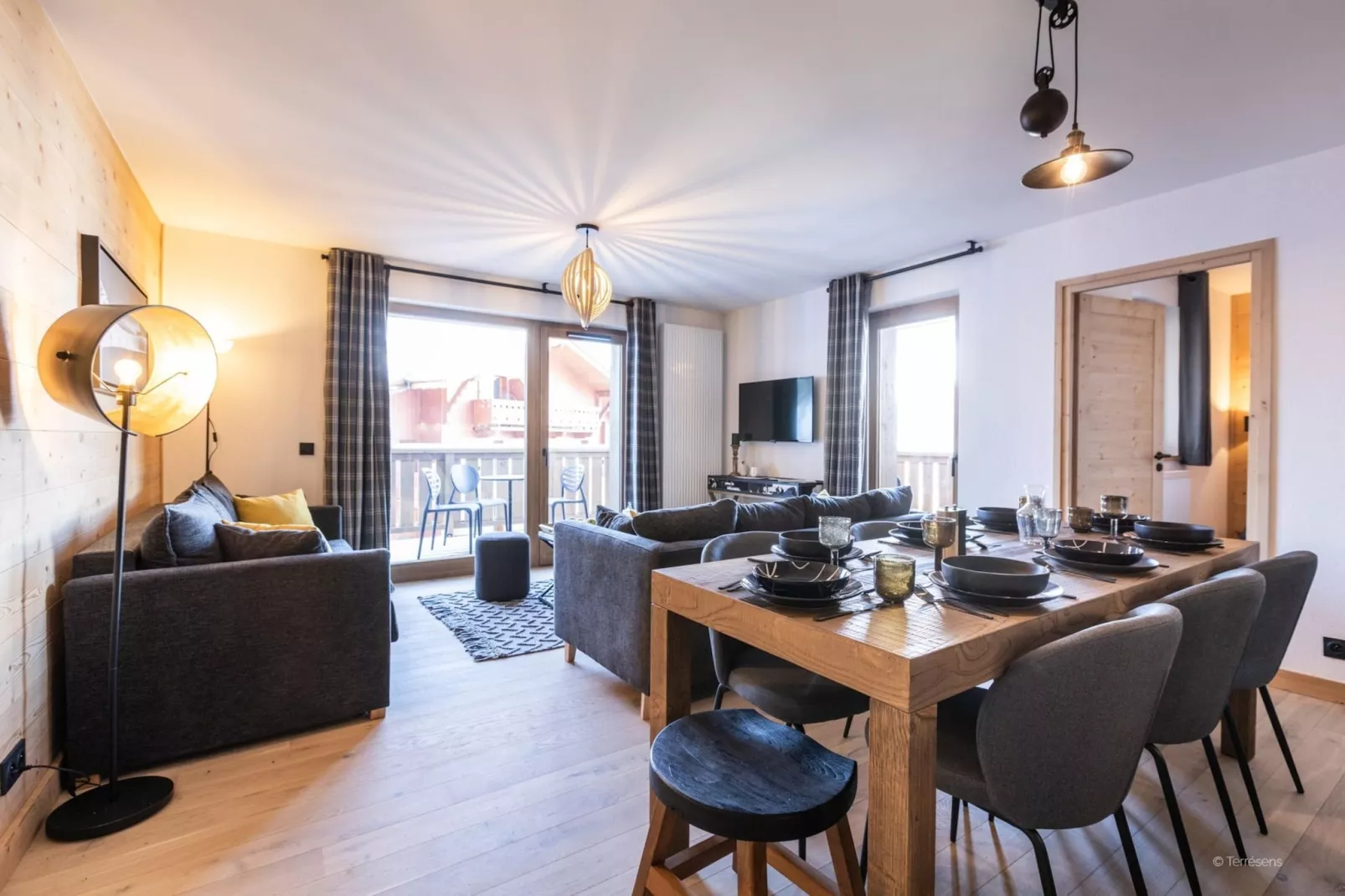 PLAGNE MONTALBERT Le Snoroc- A48P-Dining room