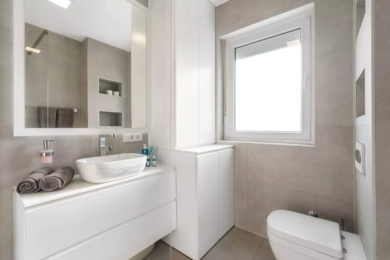 Apartments Velic - Three bedroom apartment C-Badezimmer