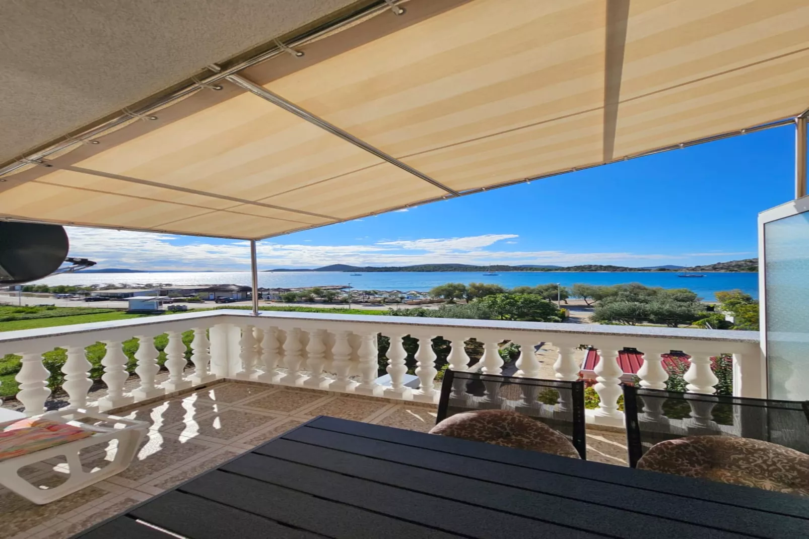 Apartments Olga - two bedroom apartment A4-Outdoor