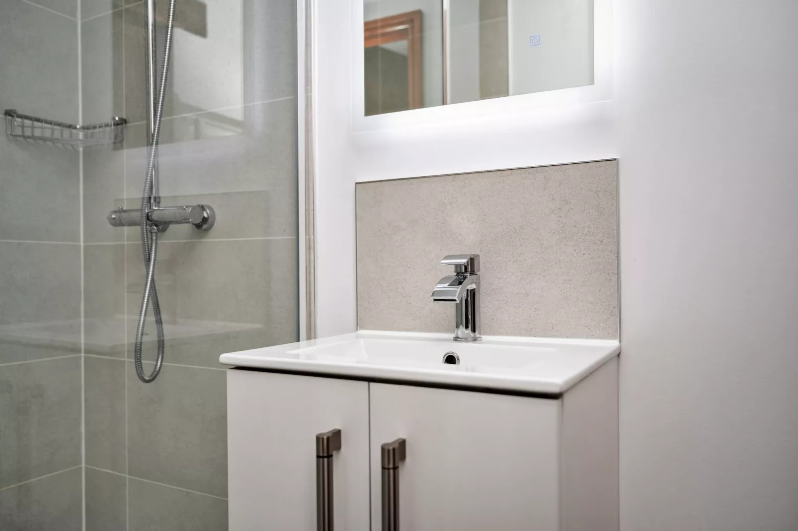 The Shires-Bathroom
