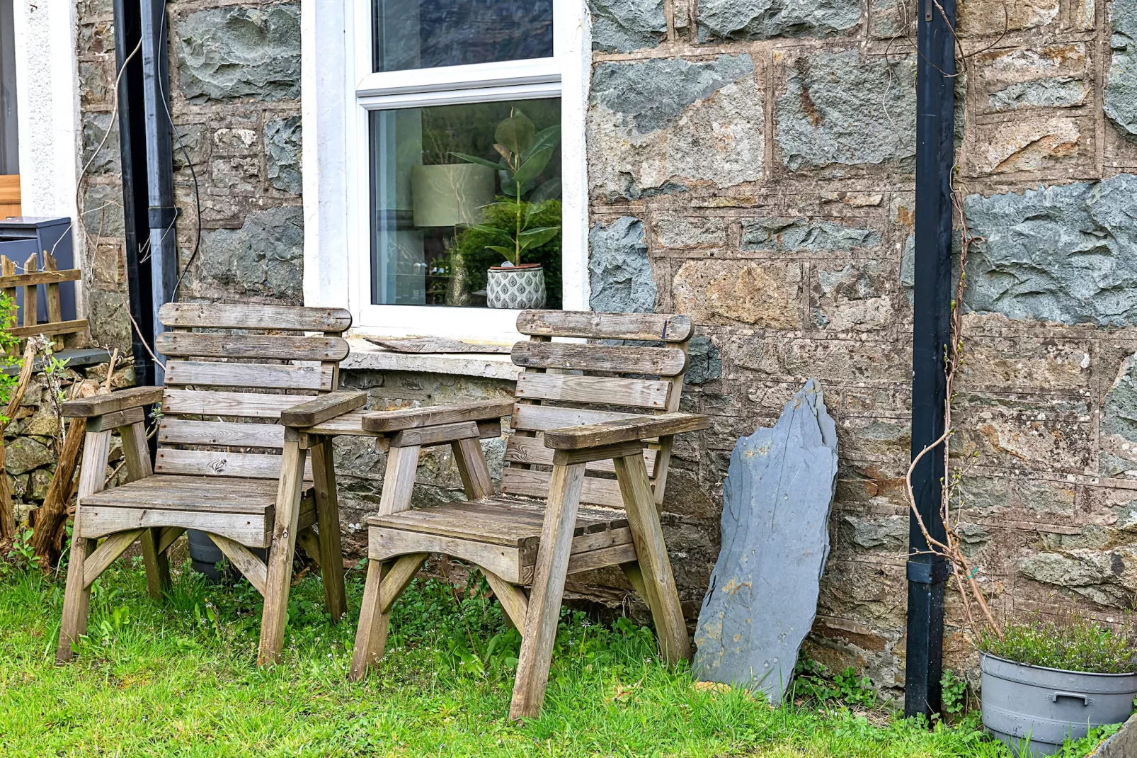 Maes Neuadd-Outdoor