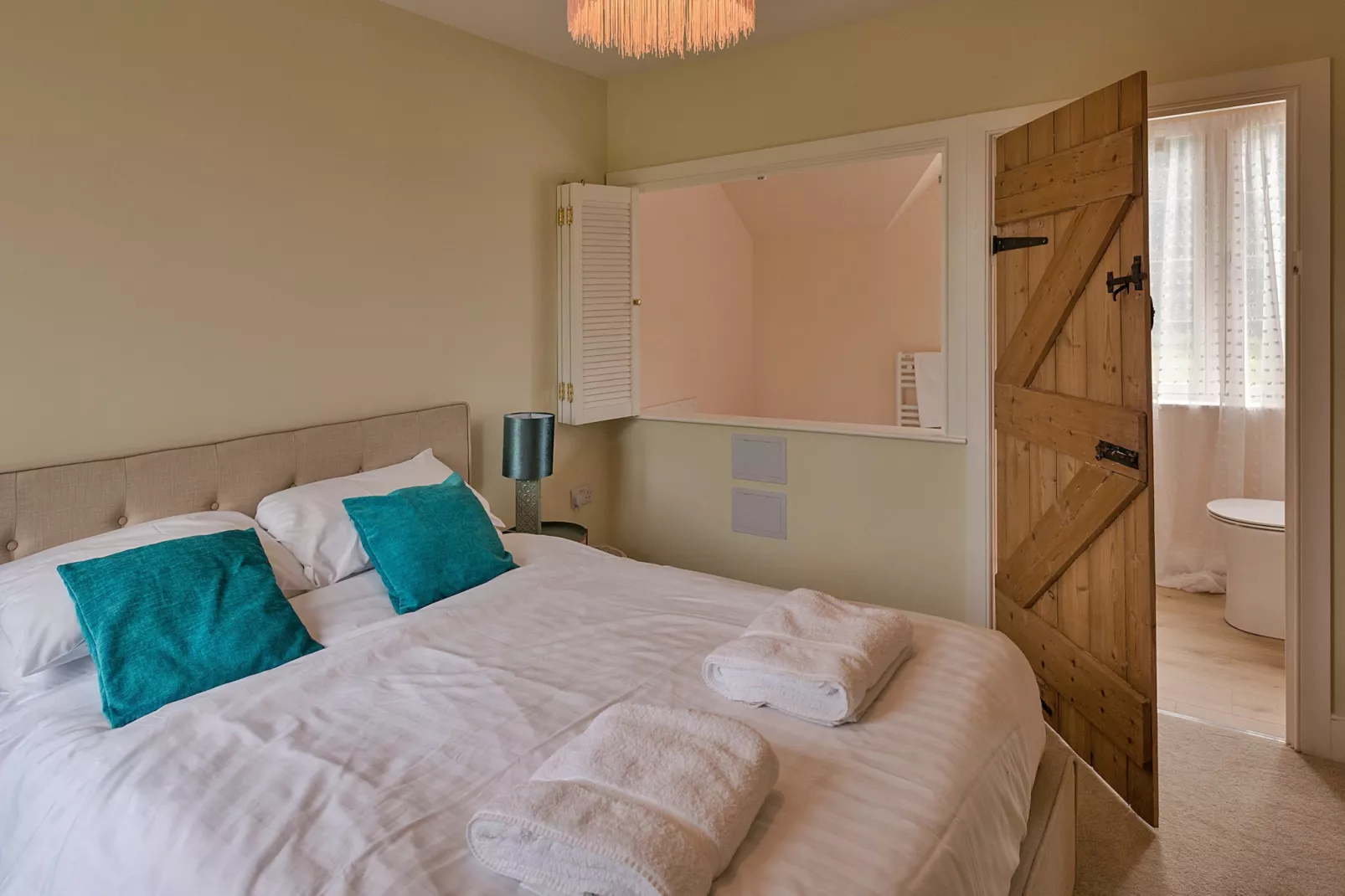 Fox and Hare-Bedroom