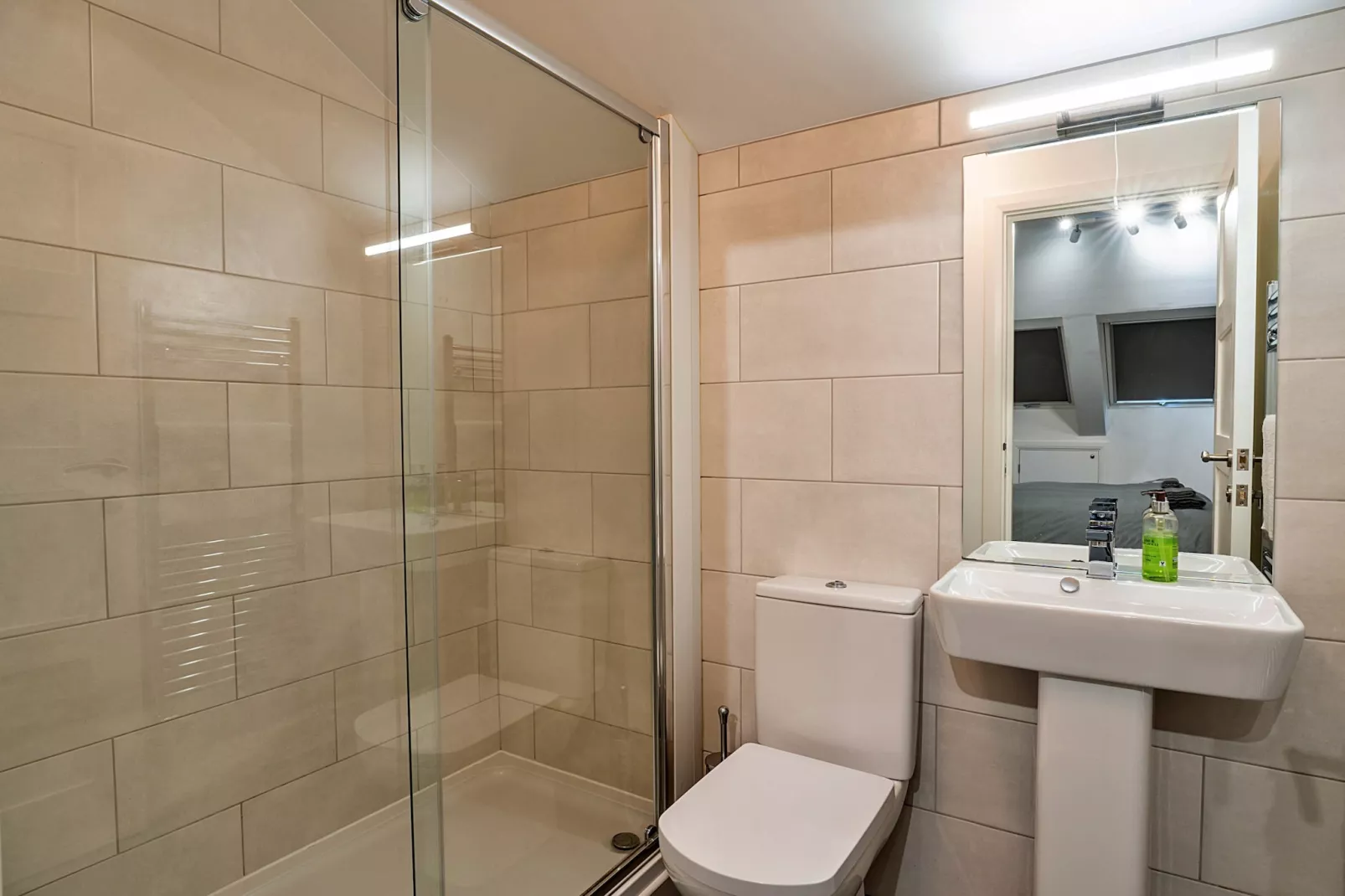 Brunels Reach-Bathroom
