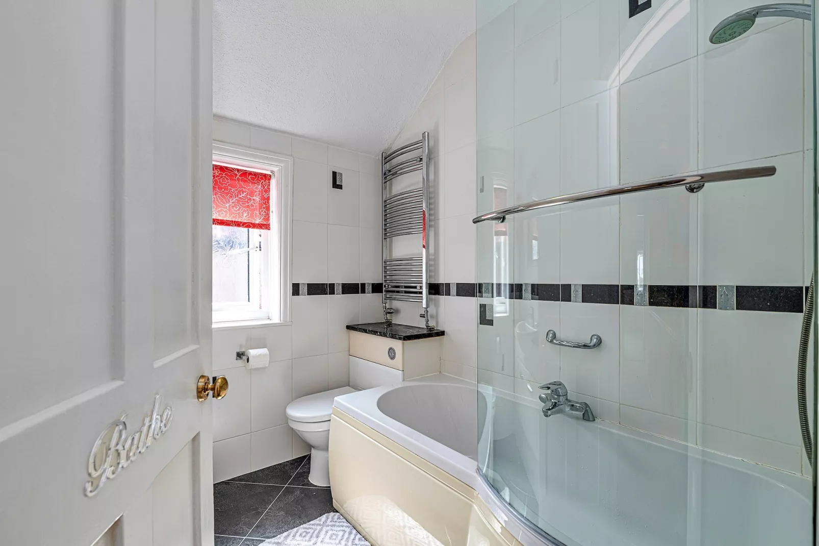 Penrhyn Avenue-Bathroom