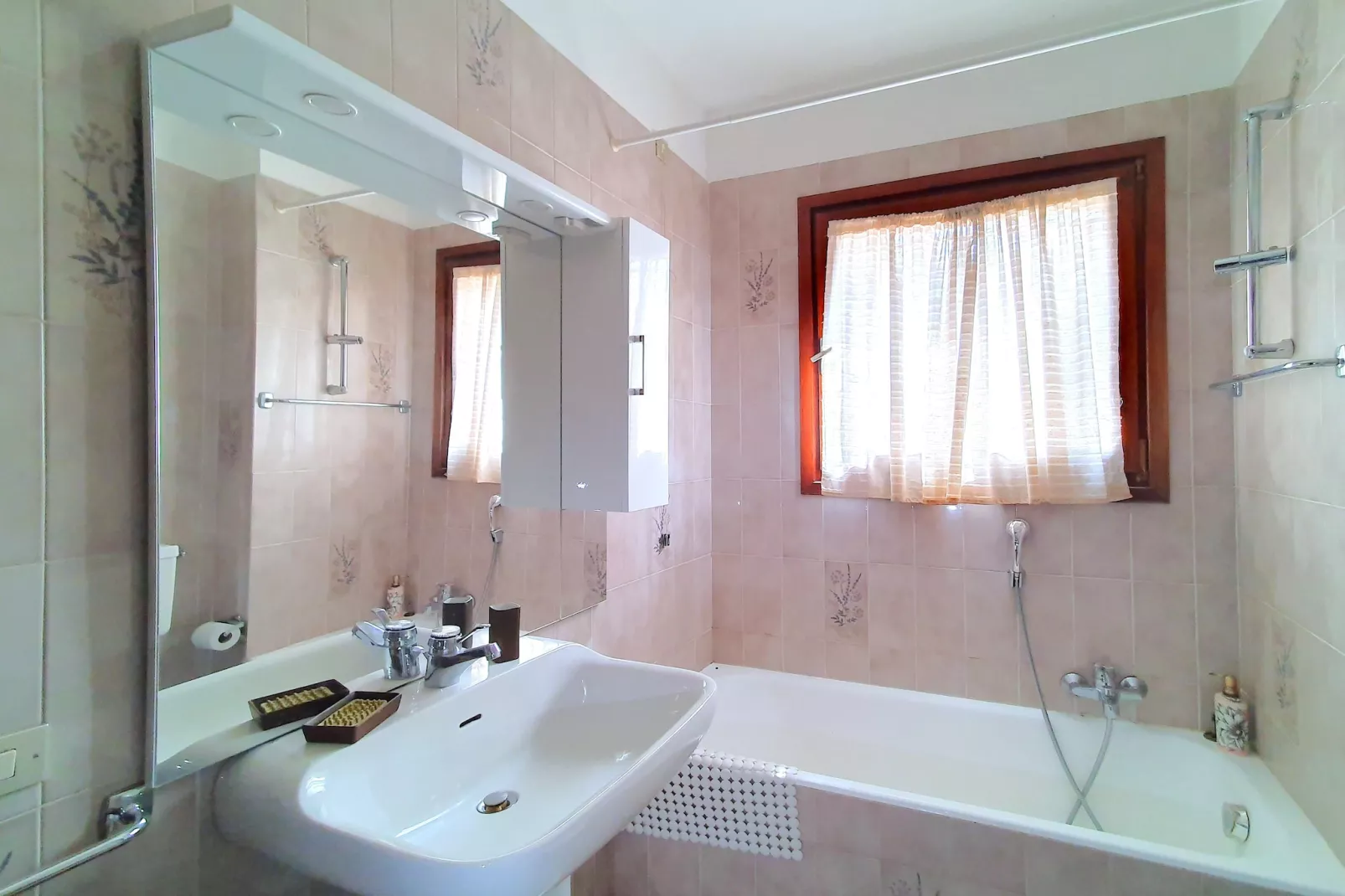 VC03/4 - Villa Castiglioni-Bathroom