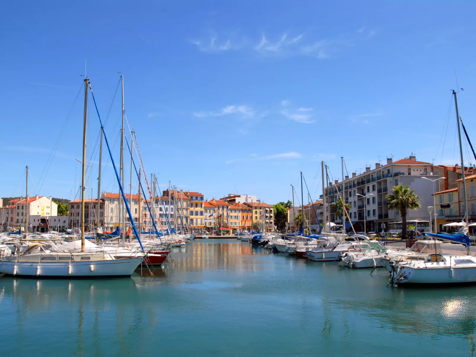 Les Félibres-Area