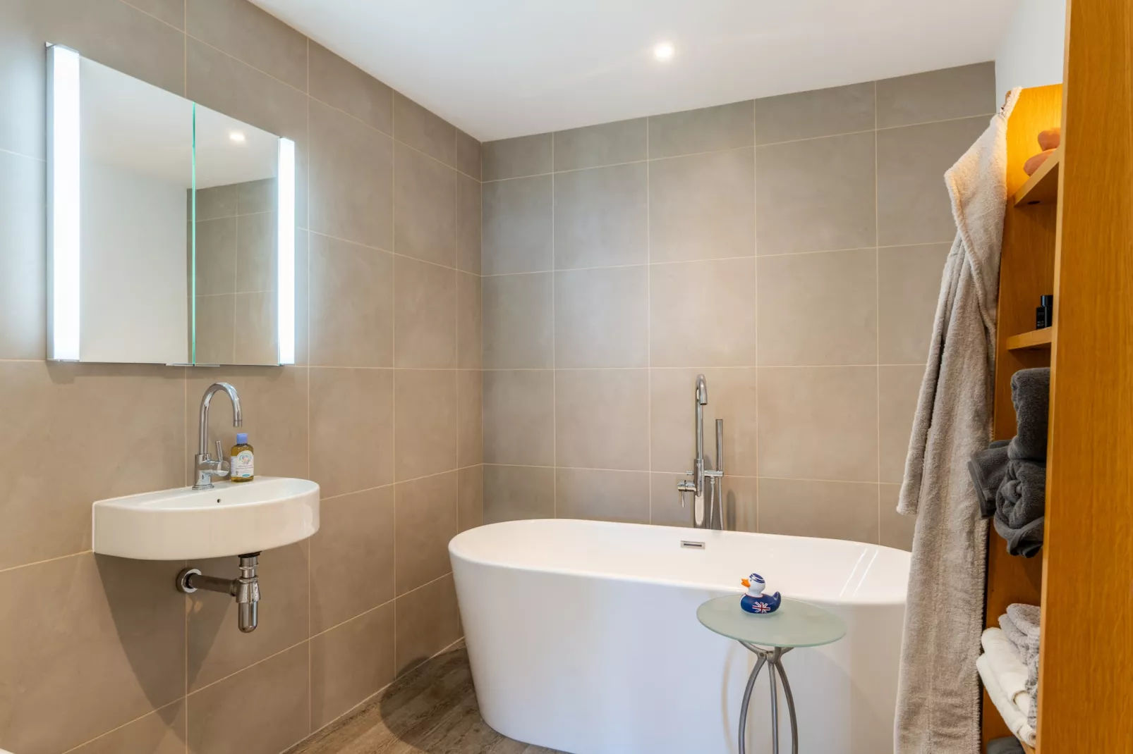 Avalon Sea Views-Salle de bain