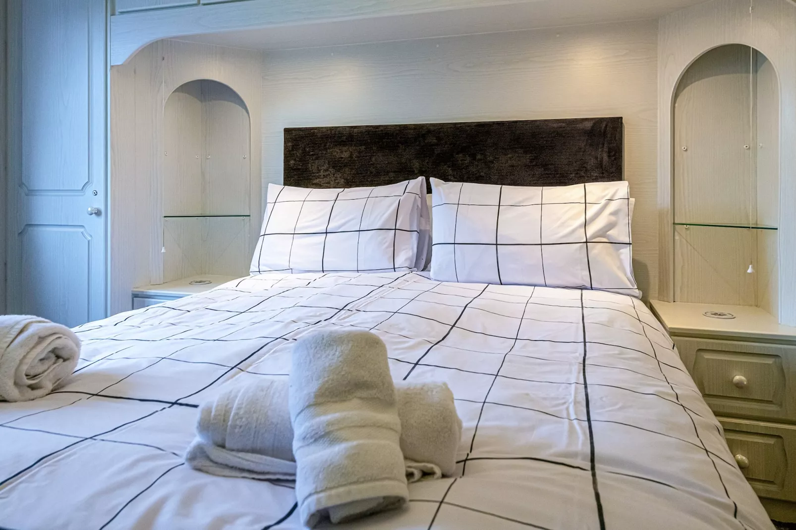 The Beeches-Bedroom