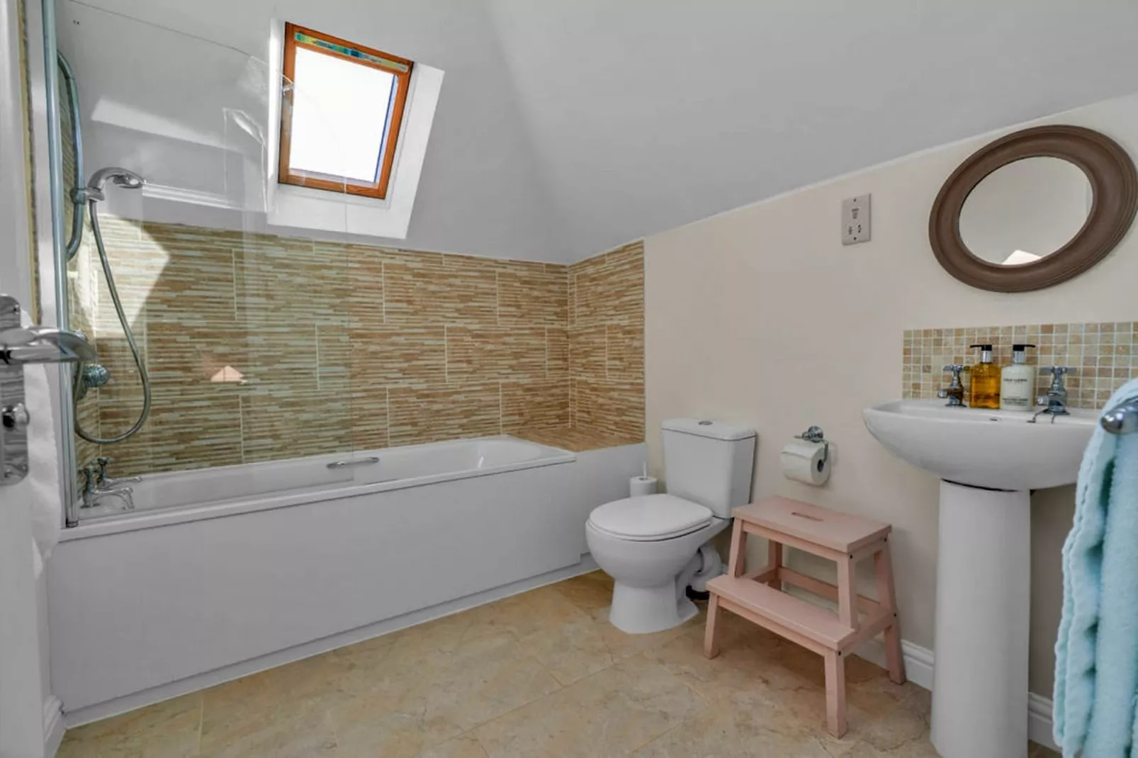 The Wheel House-Bathroom
