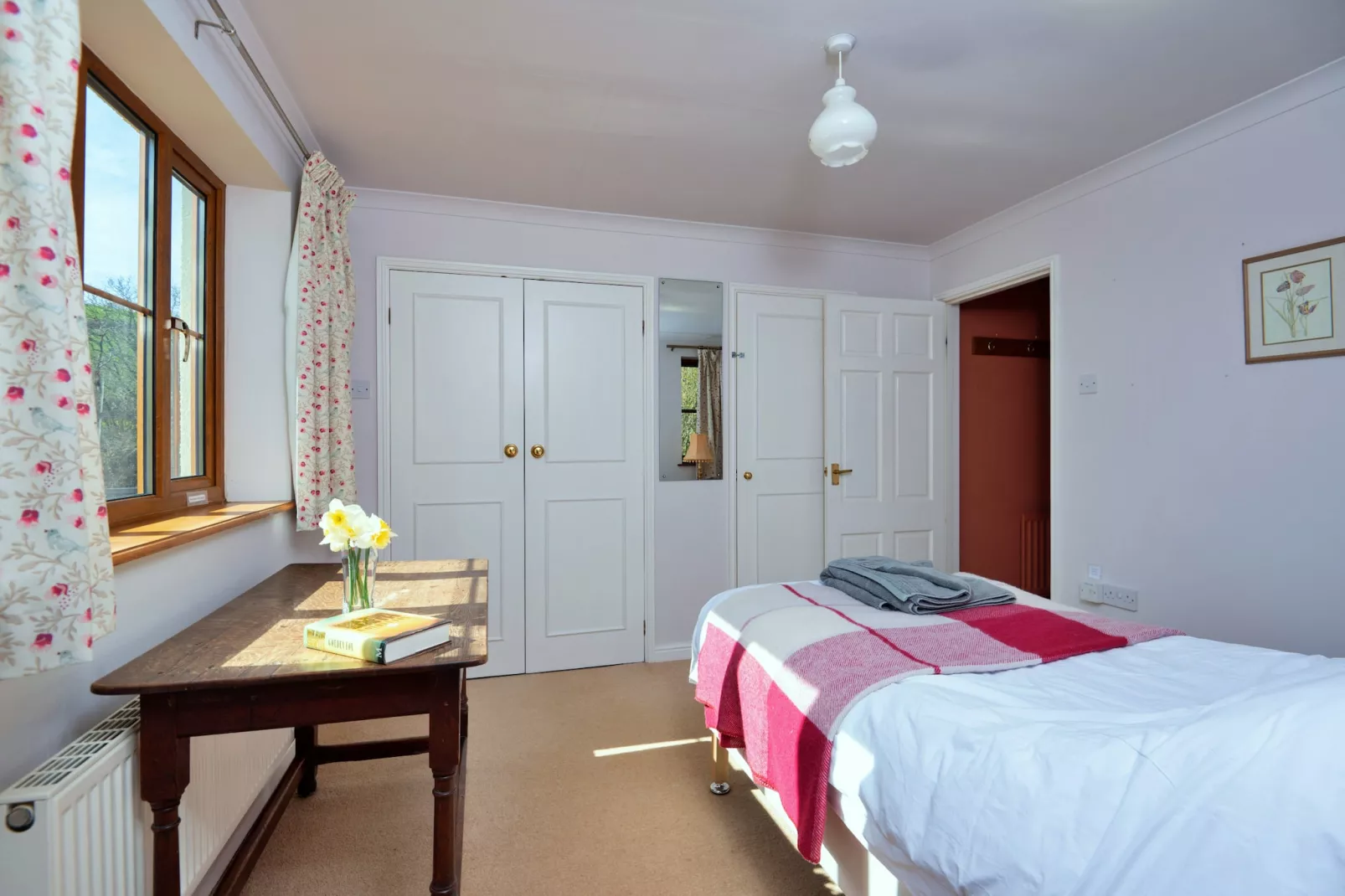 Cwmfron House-Bedroom