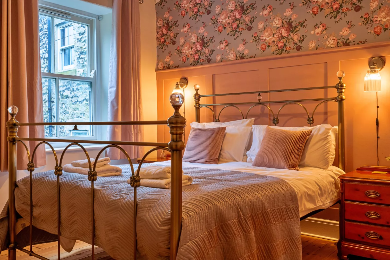 The Cottage at Tideswell-Bedroom