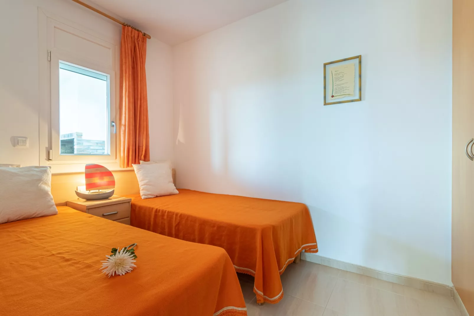 2029-GRECS 39-Chambre