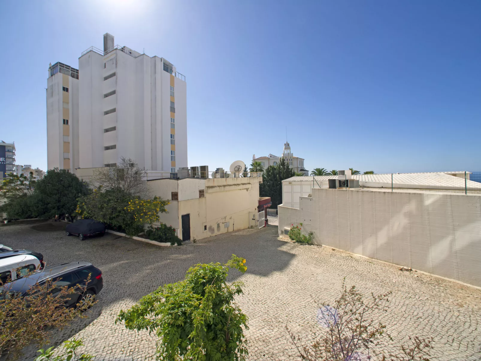 Roy's place-Dehors