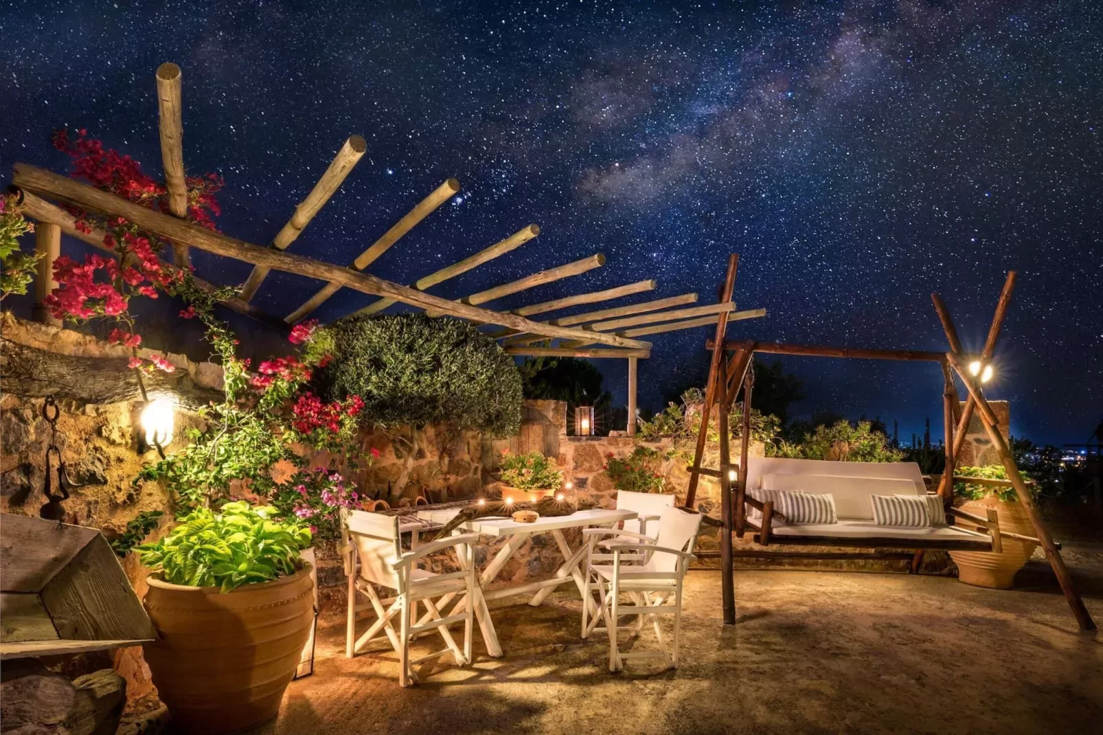 Golden Crest Villa-Terrace balcony