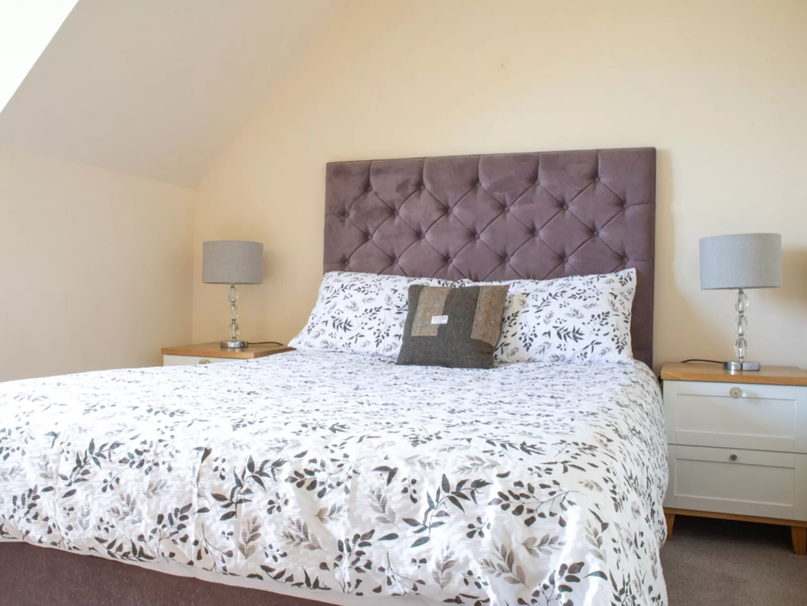 Quiraing Cottage-Inside