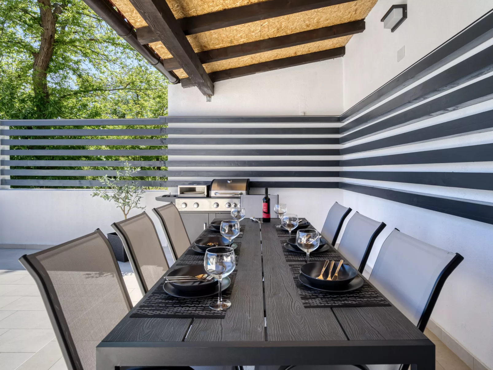 Villa Aria-Outside