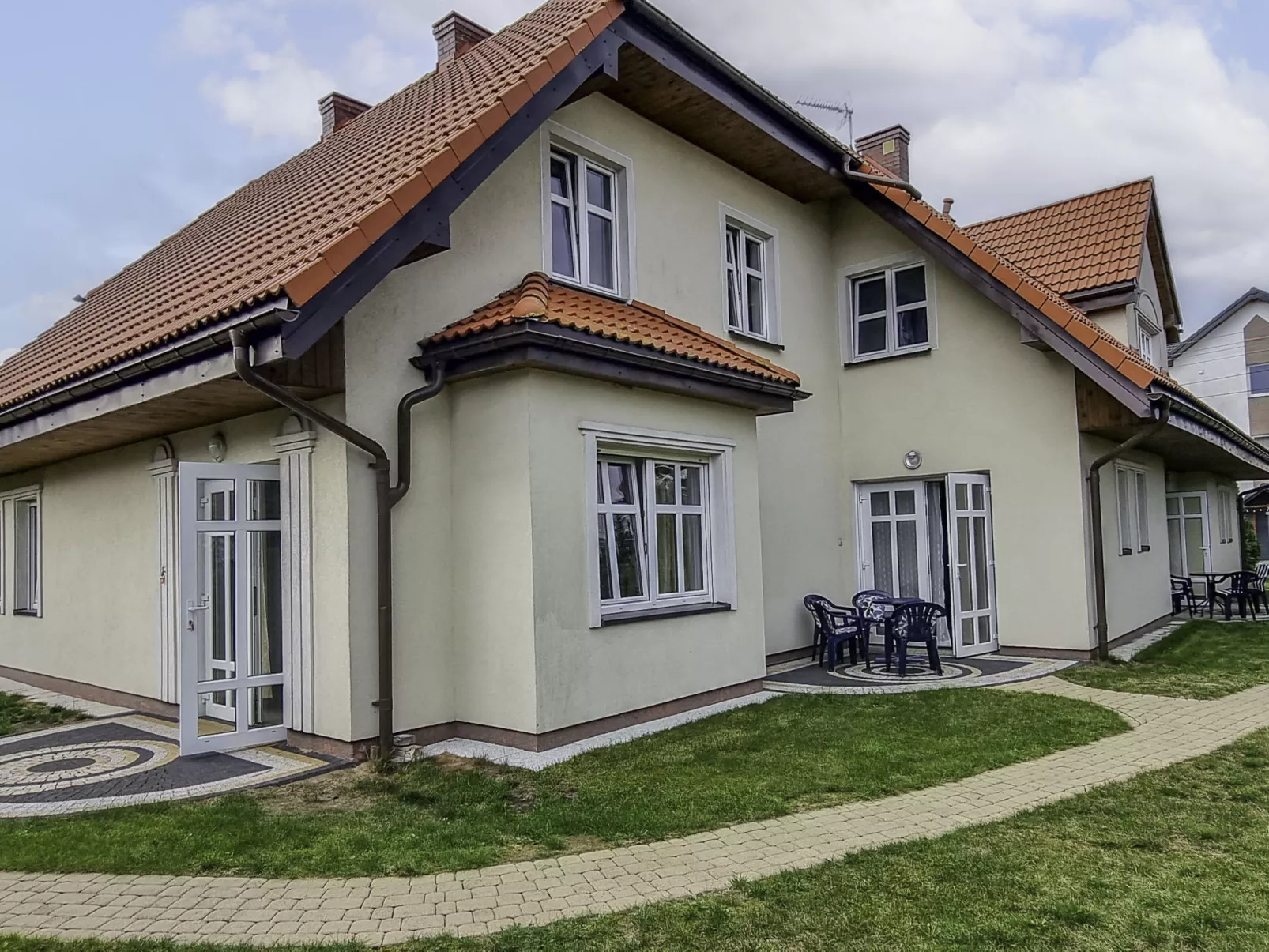 Domek Joanna-Draußen