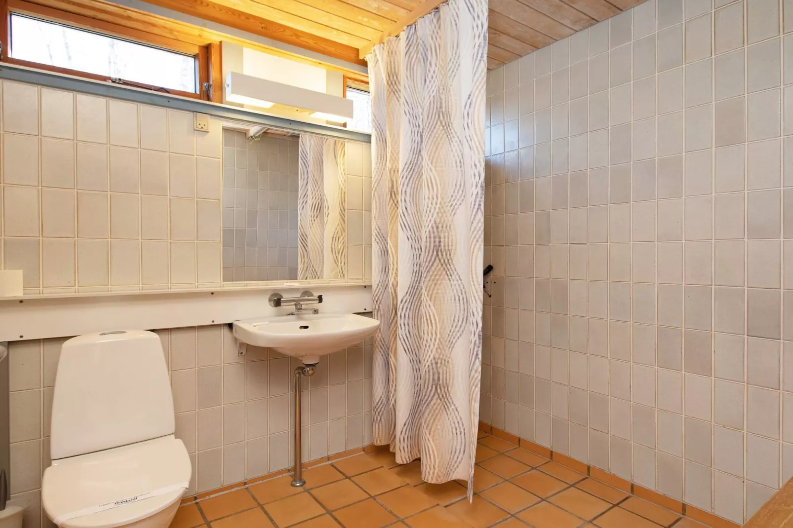 3 room,1st row,renovated-Innen
