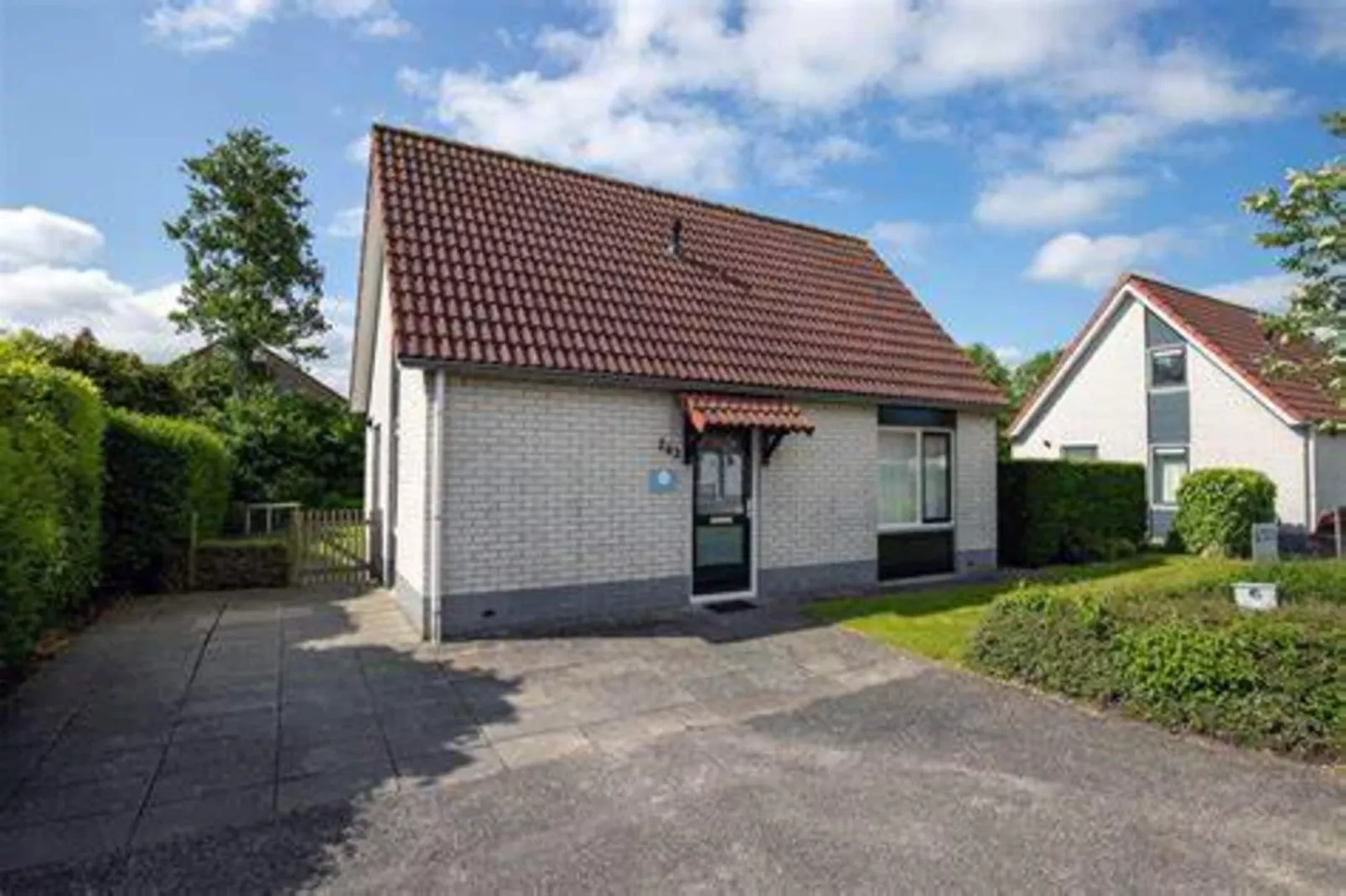 Schoneveld 369 Strandparel Breskens-Areas summer 5km