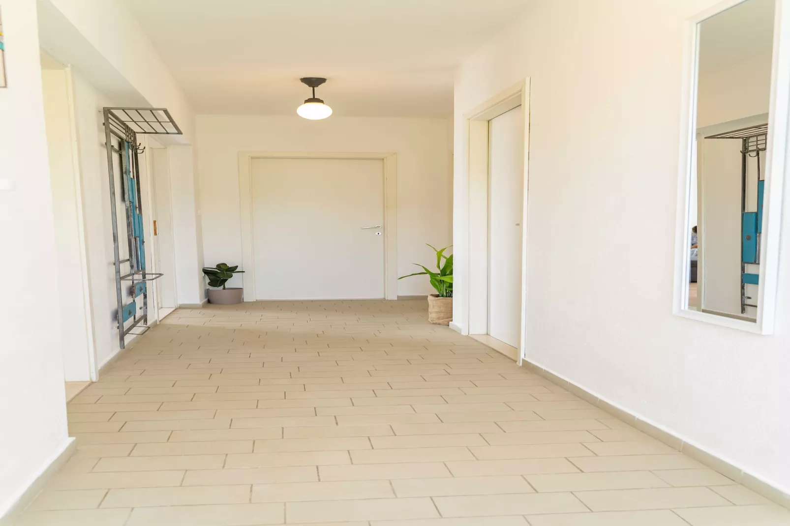 Apartment Konak - Two Bedroom Apartment with Terrace and Sea View-Indoor