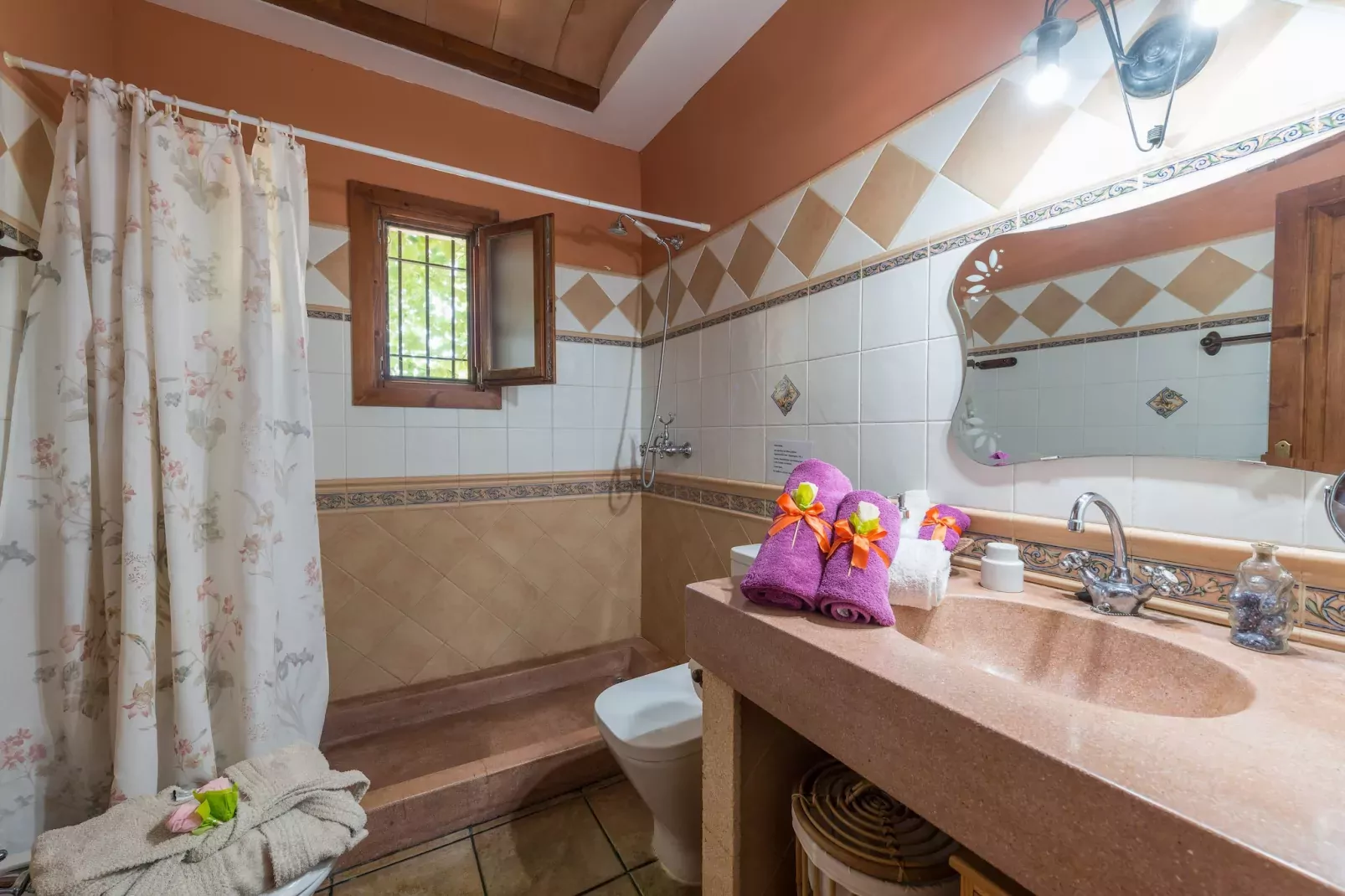 Finca Can Diego-Bathroom