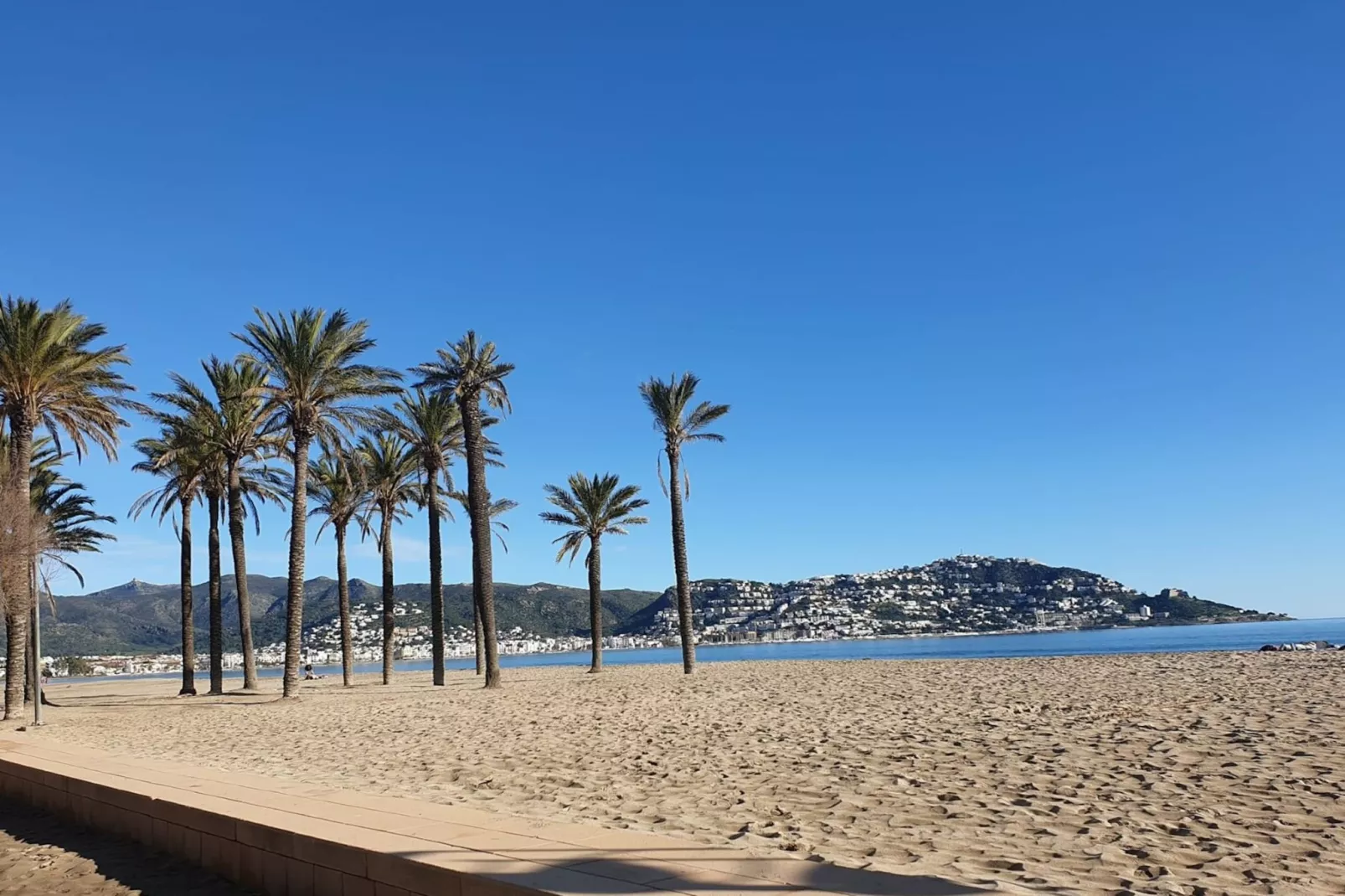 RESIDENCE DE LA PLAGE BJS 3 Roses-Gebiete Sommer 20 km