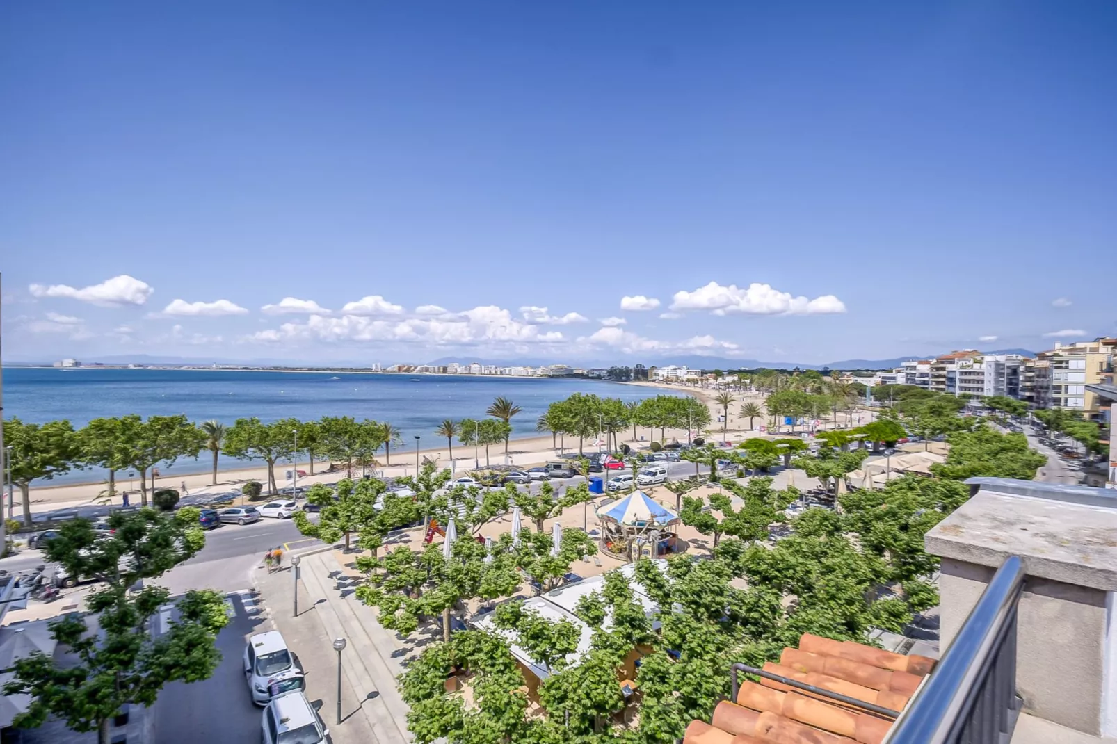 P.C. GREGAL 4 ATICO Roses-Areas summer 1km