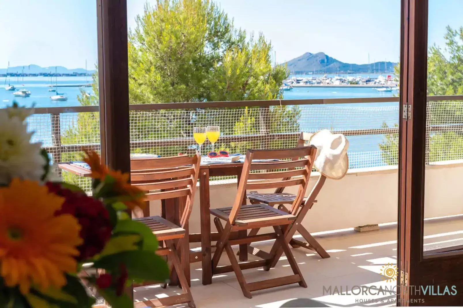 Apartamento Voramar II: Primera Línea en Pine Walk-Terrassenbalkon