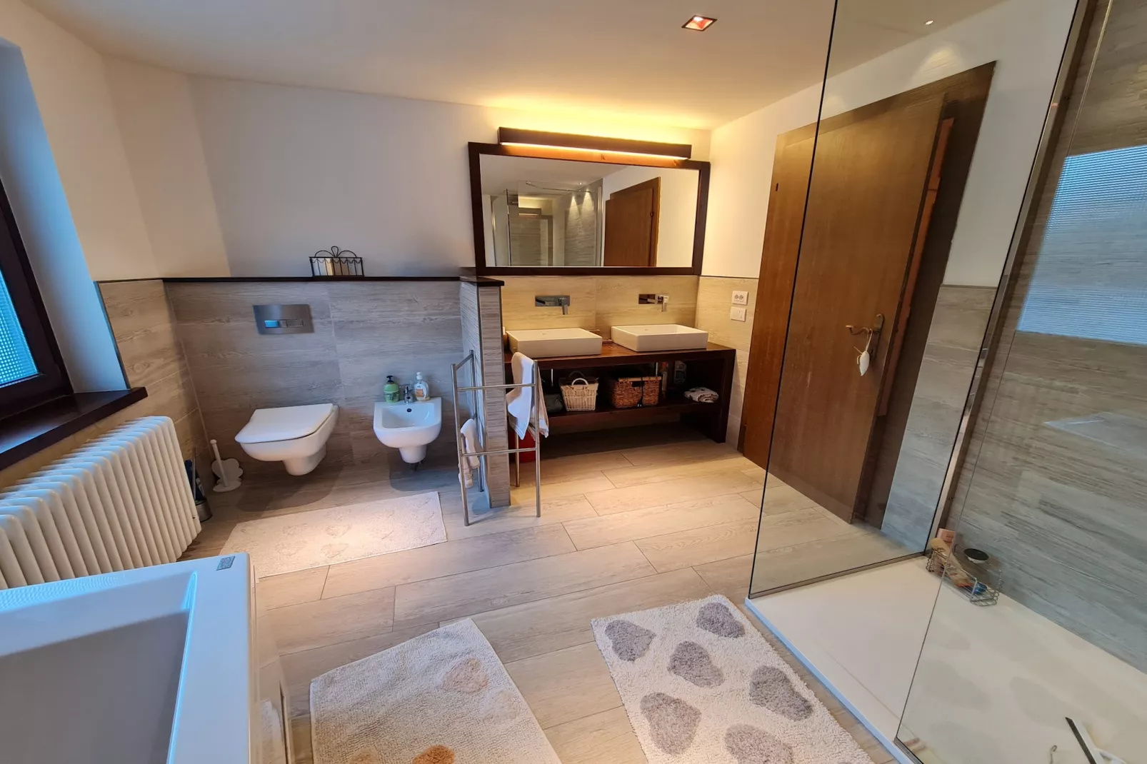 Haus Amadeus-Bathroom
