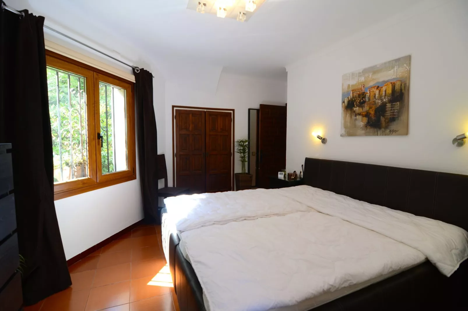 VILLA GARBINELL-Bedroom