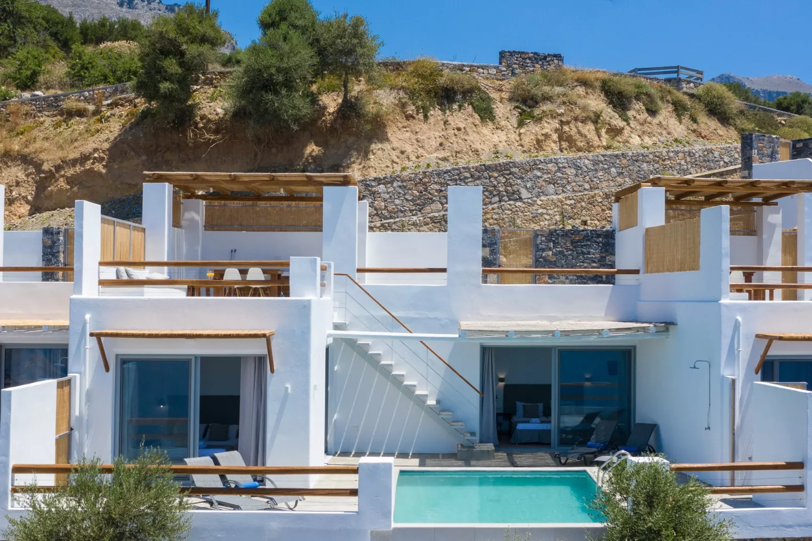 Pyrgos Exclusive 3-Outdoor