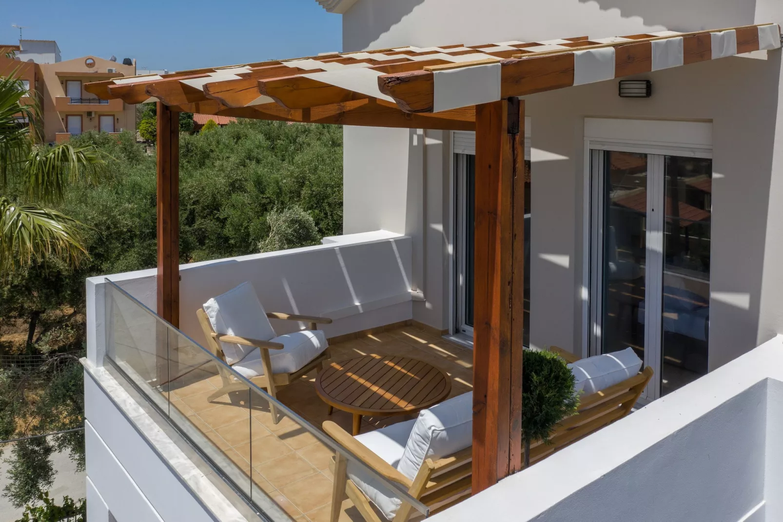 Foothills Blue 6-Terrace balcony