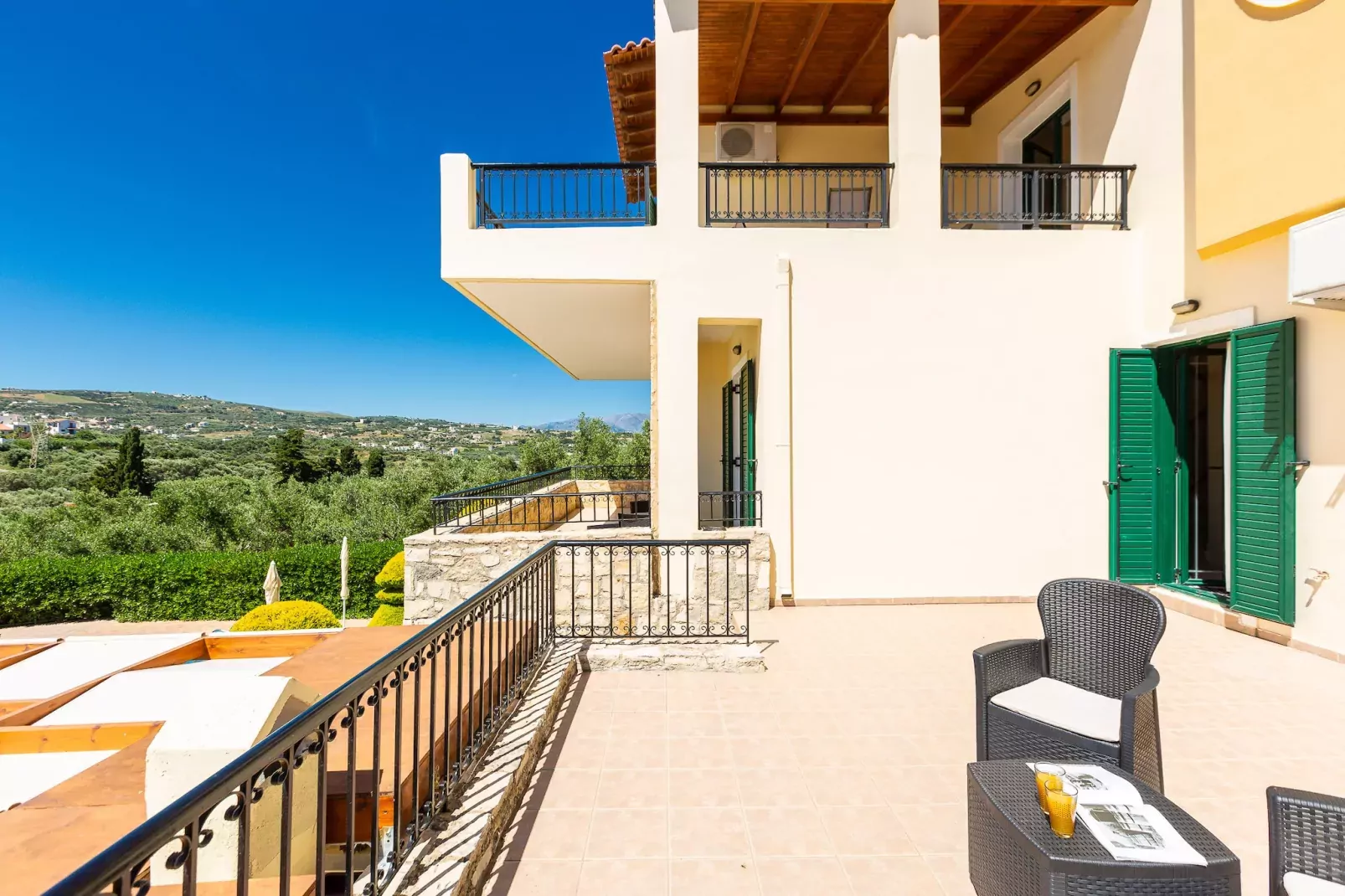 Harmony-Terrace balcony