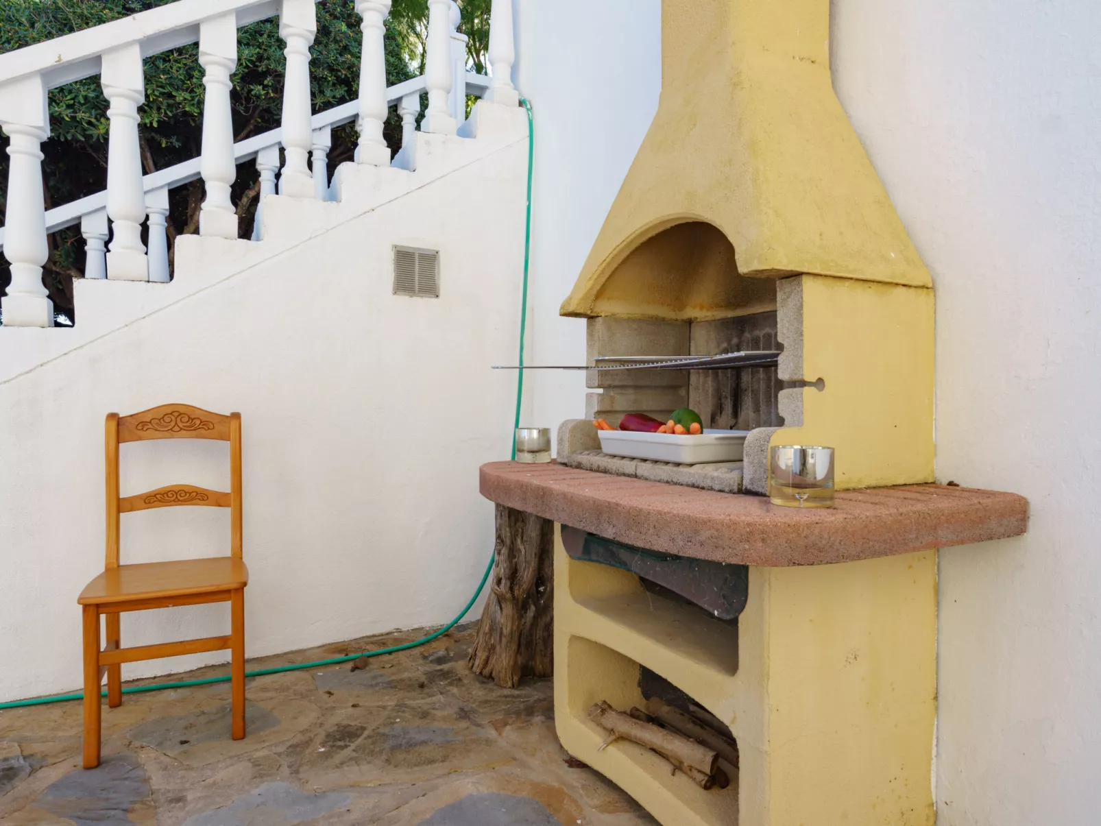 Villa Hermana-Outside