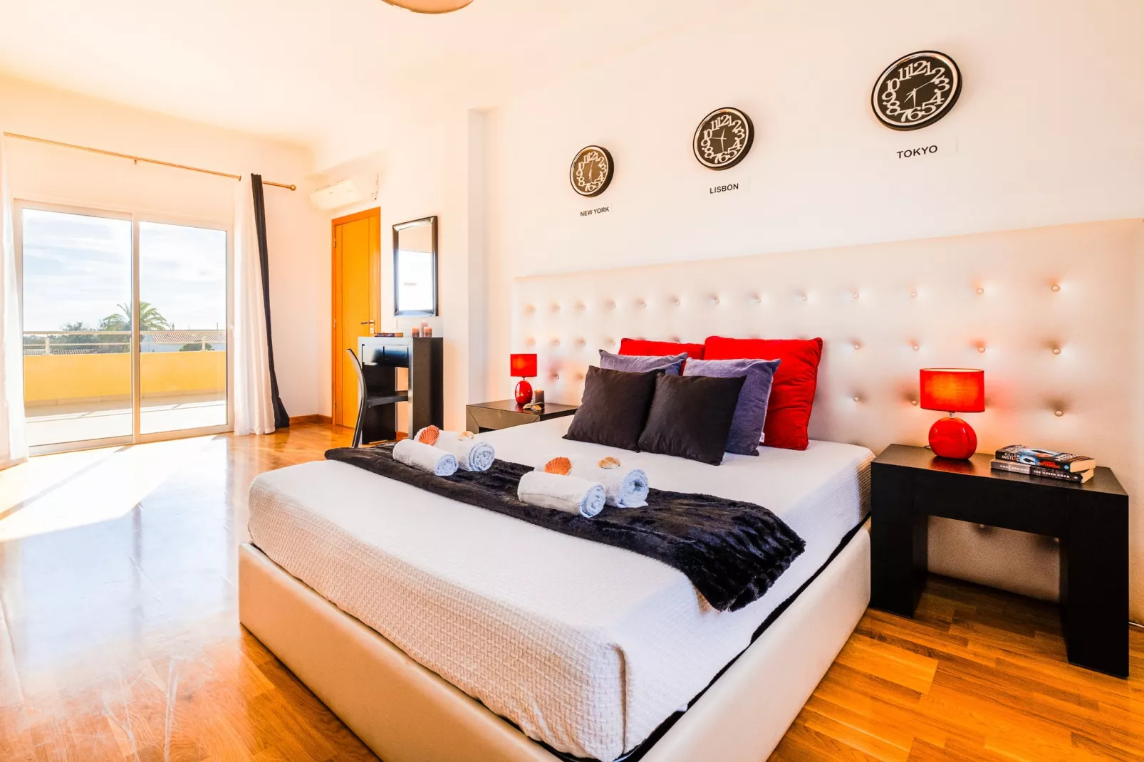 Villa Golden Bay-Schlafzimmer