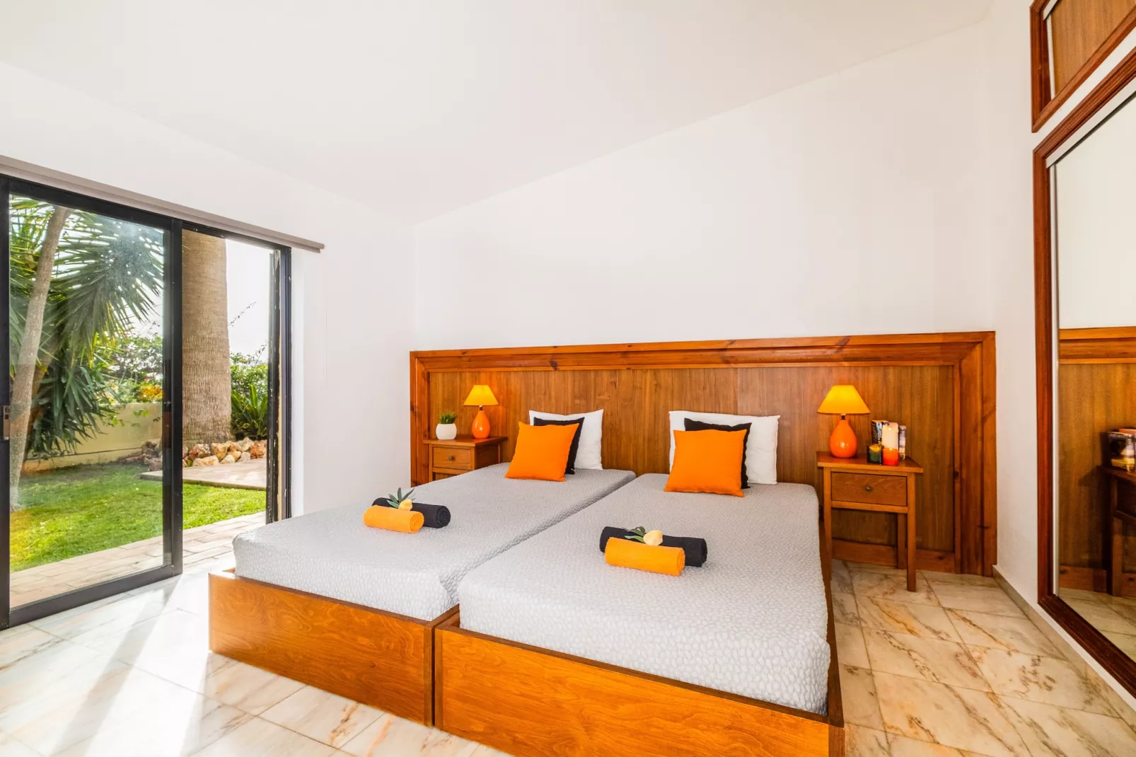 Villa Bantayan-Bedroom