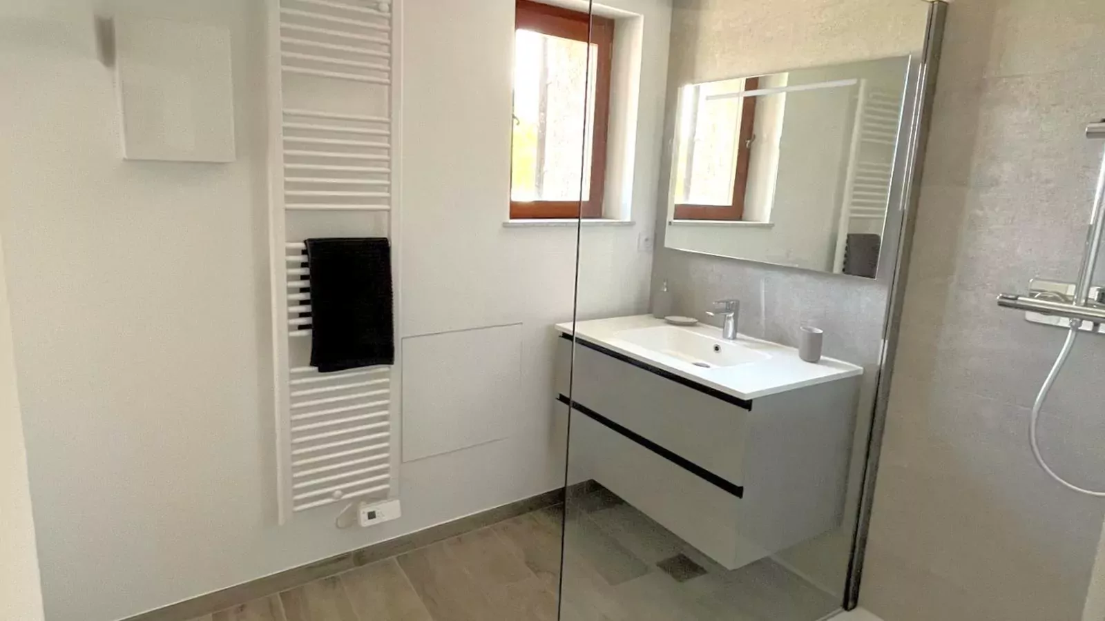 Bastide St John-Bathroom