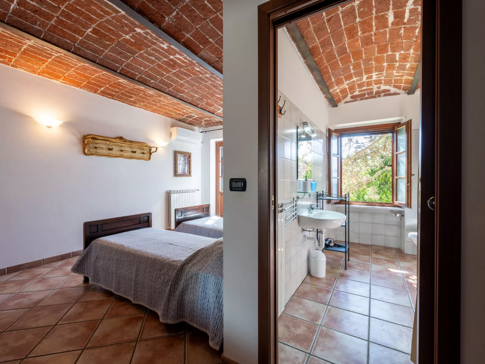 Relais San Desiderio-Drinnen